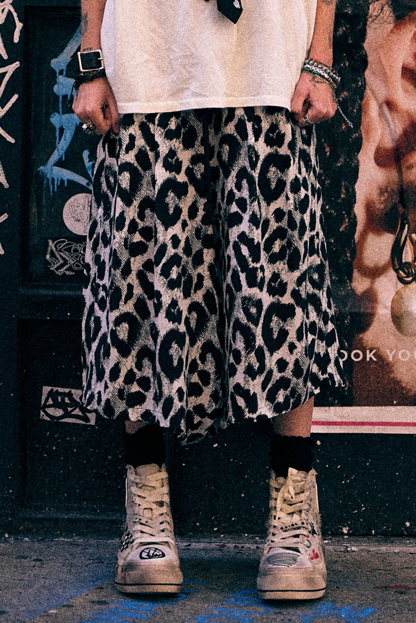 Pleated Jumbo Short With Elastic Waist - Black And White Leopard - R13