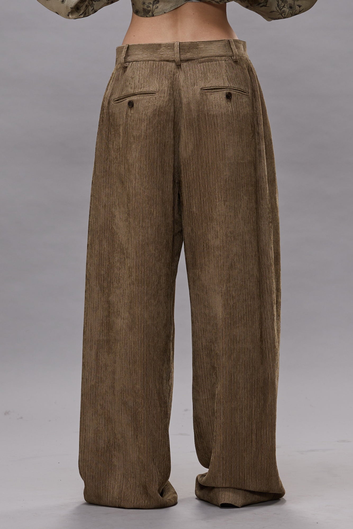 Pleated Wide Leg Pant - Dusty Khaki - R13