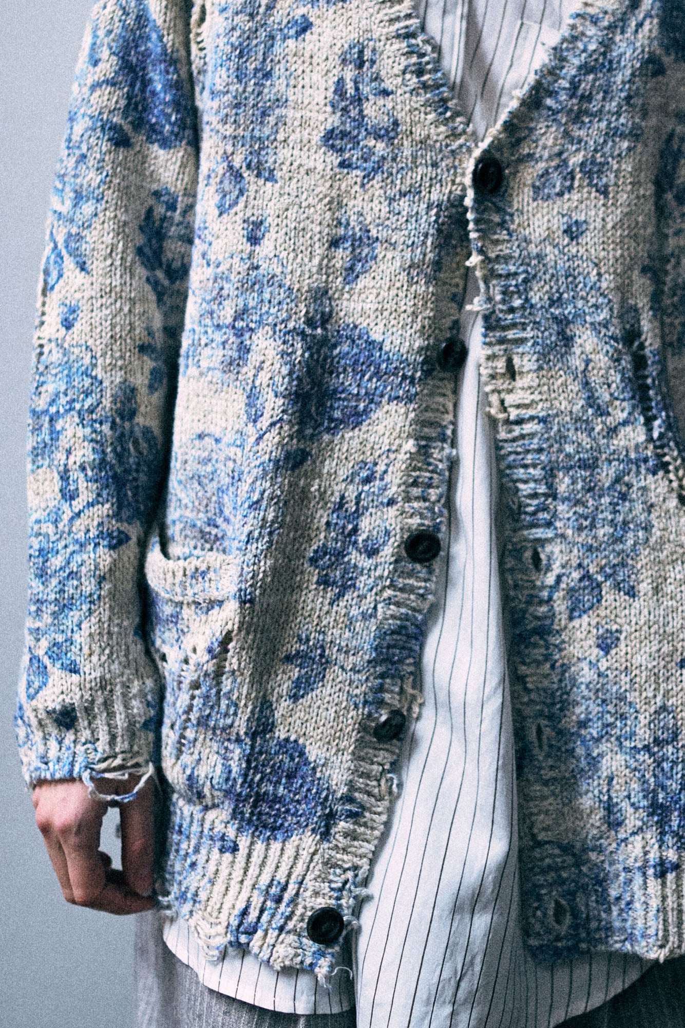 Printed Boyfriend Cardigan - Blue Floral - R13