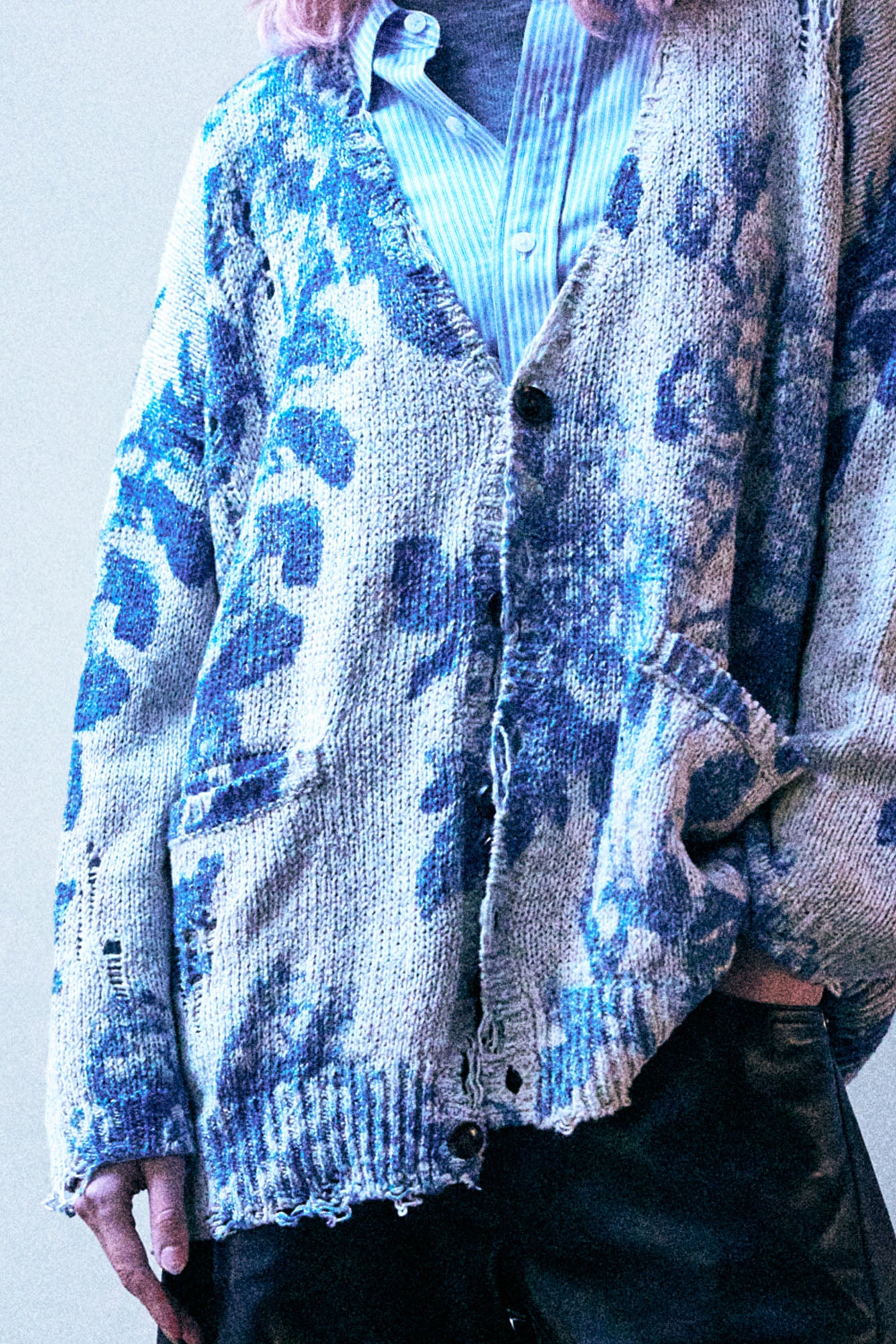 Printed Oversized Cardigan - Faded Blue Floral Colorblock - R13