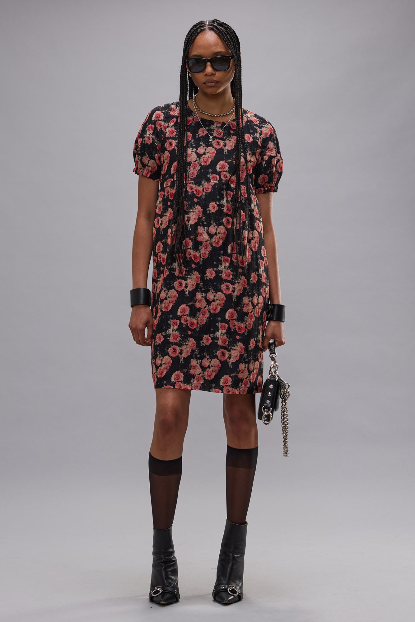 RAGLAN SLEEVE BABYDOLL DRESS - ROSES ON BLACK - R13