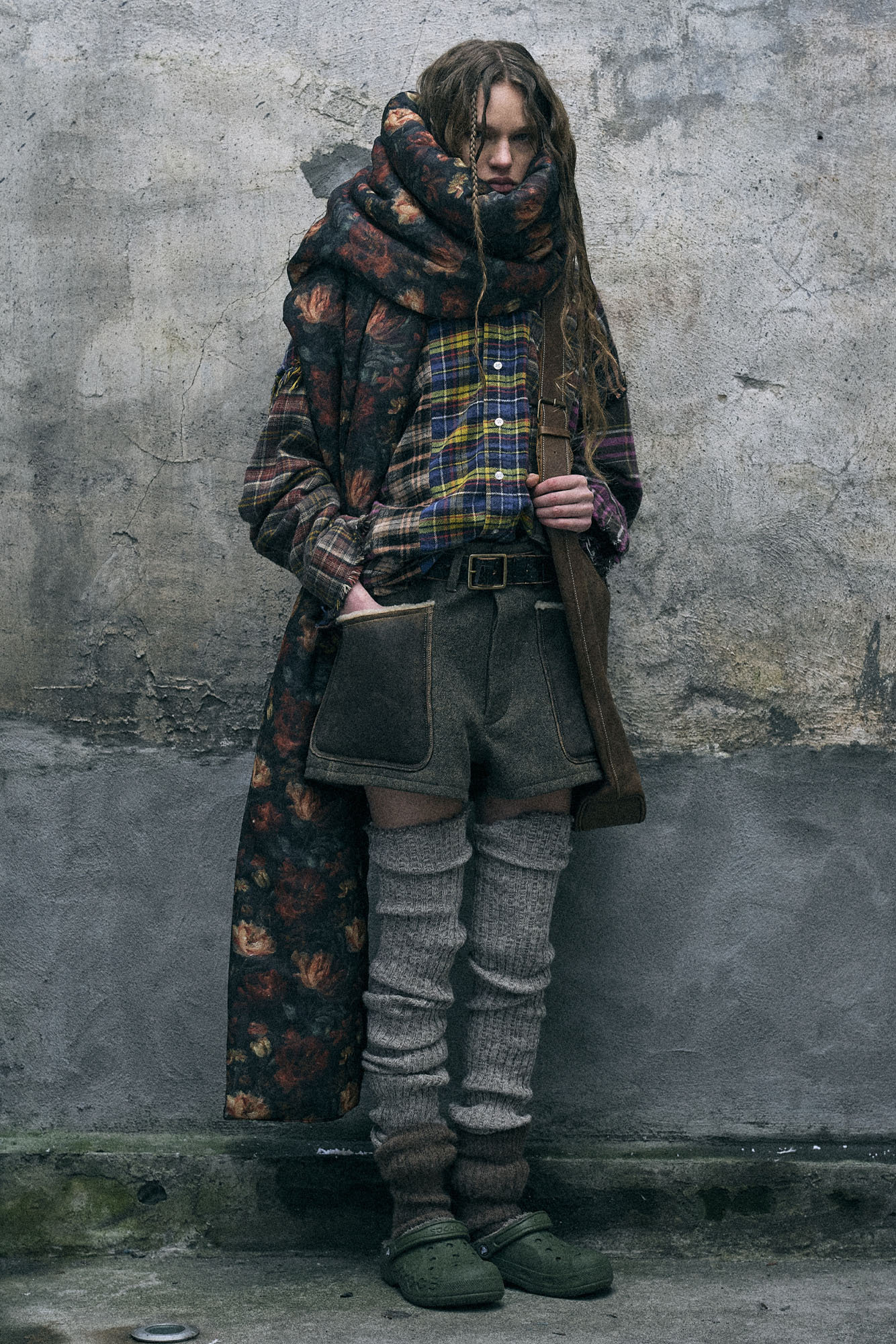 Relaxed Short With Shearling Pockets - Brown