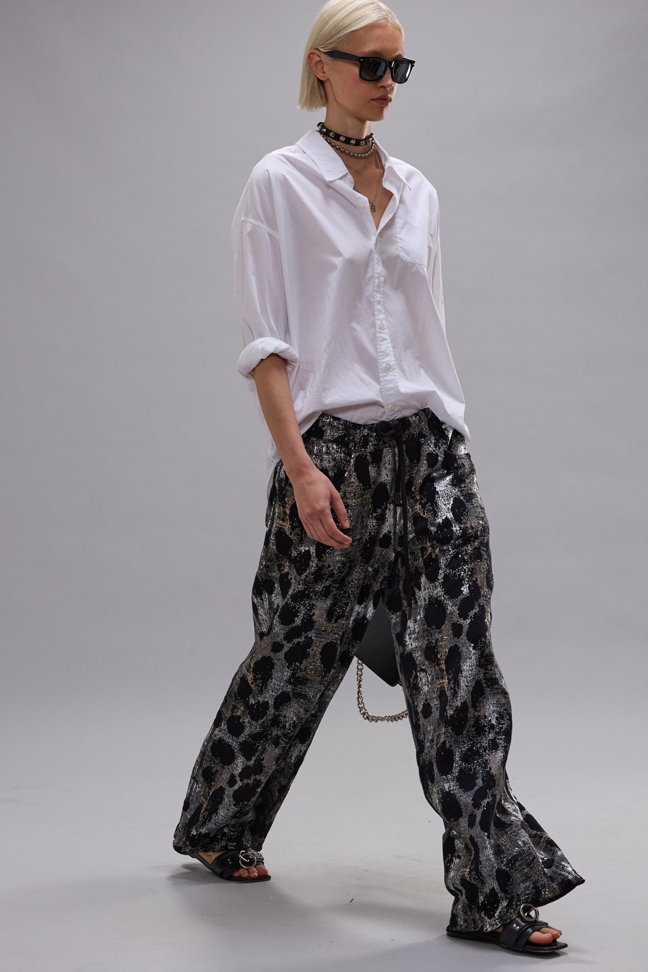 RELAXED SWEATPANT - SILVER LEOPARD ON BLACK - R13
