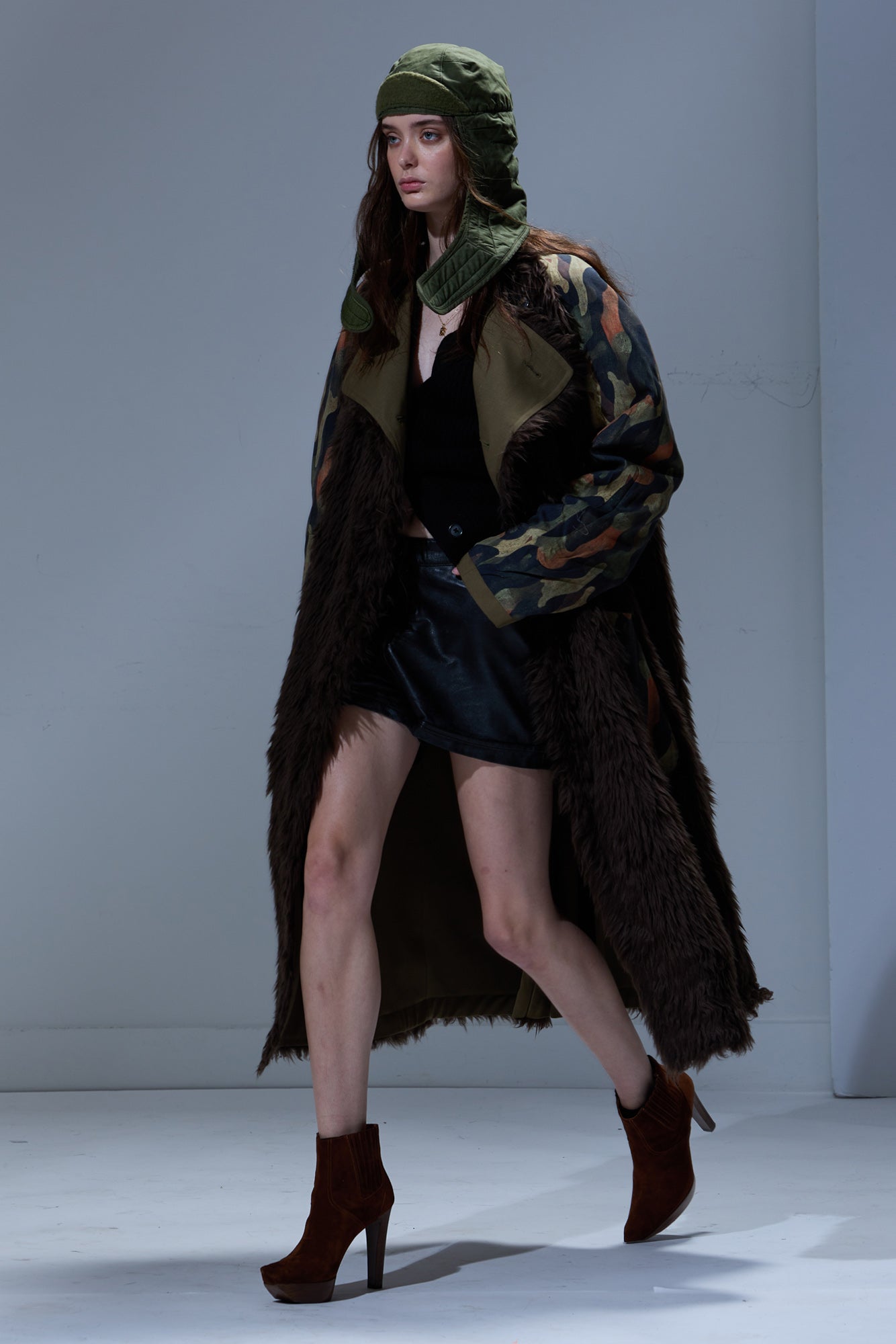 REVERSIBLE TRENCH LINER - BROWN - R13