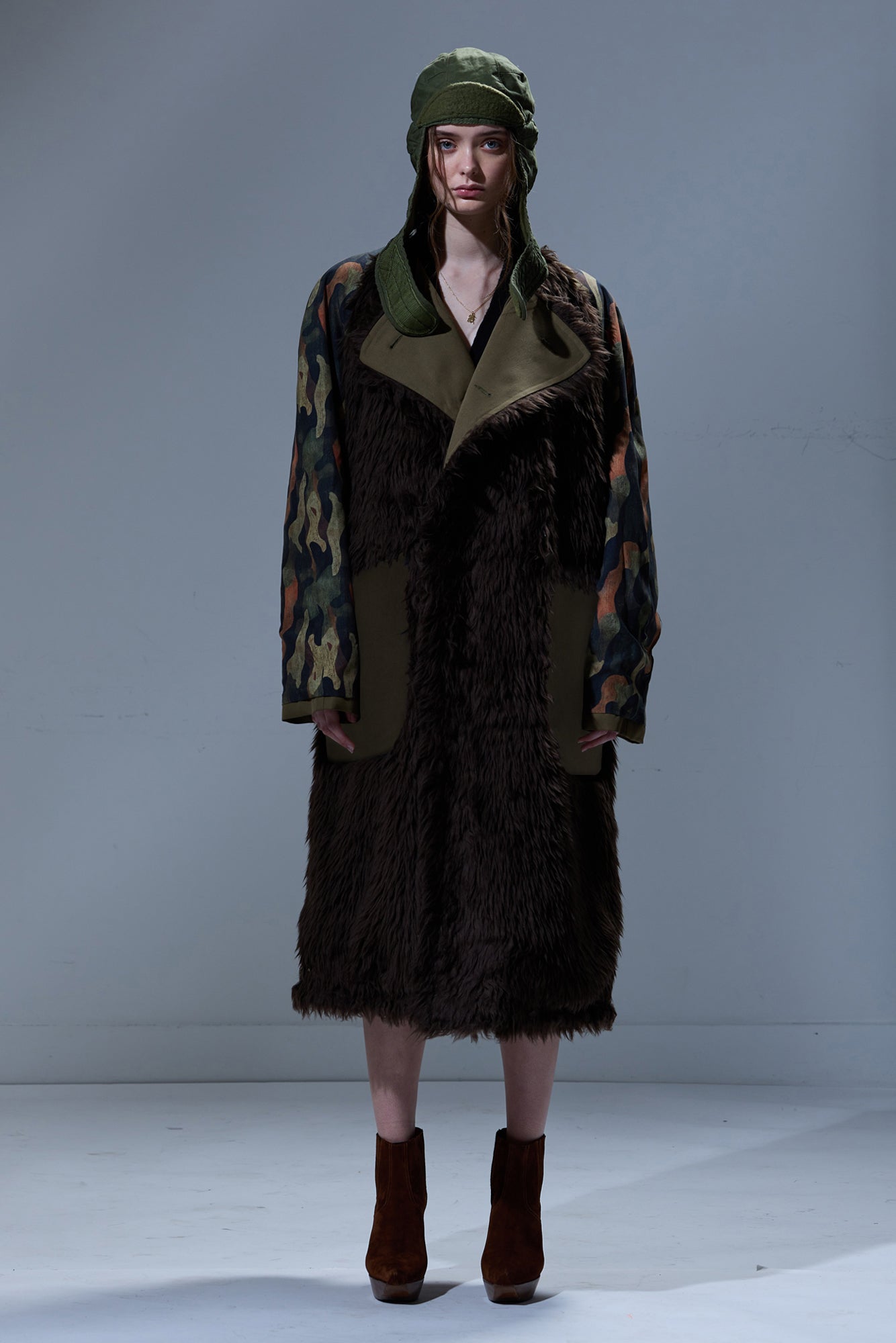 REVERSIBLE TRENCH LINER - BROWN - R13