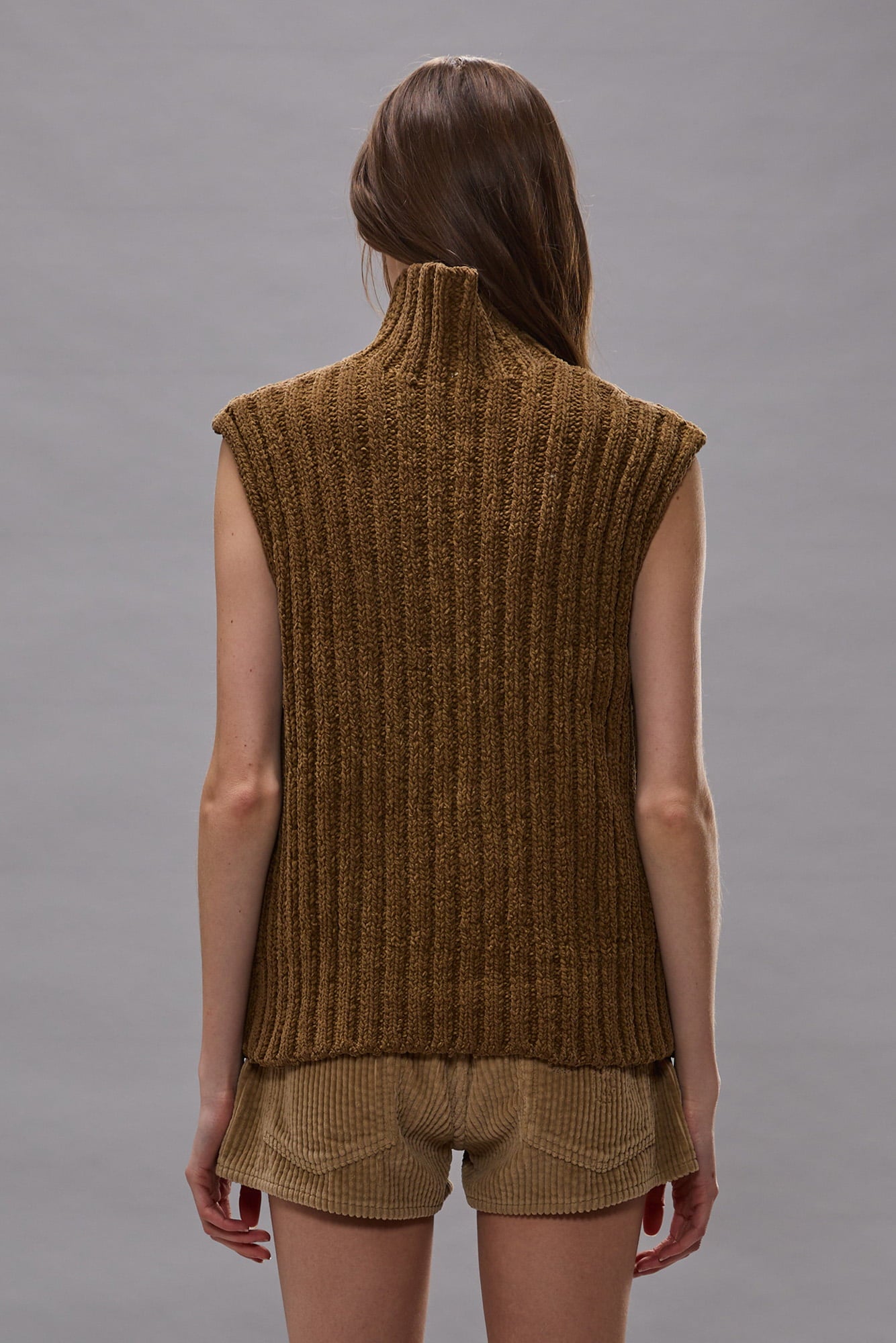 Ribbed Sleeveless Turtleneck - Dark Khaki - R13