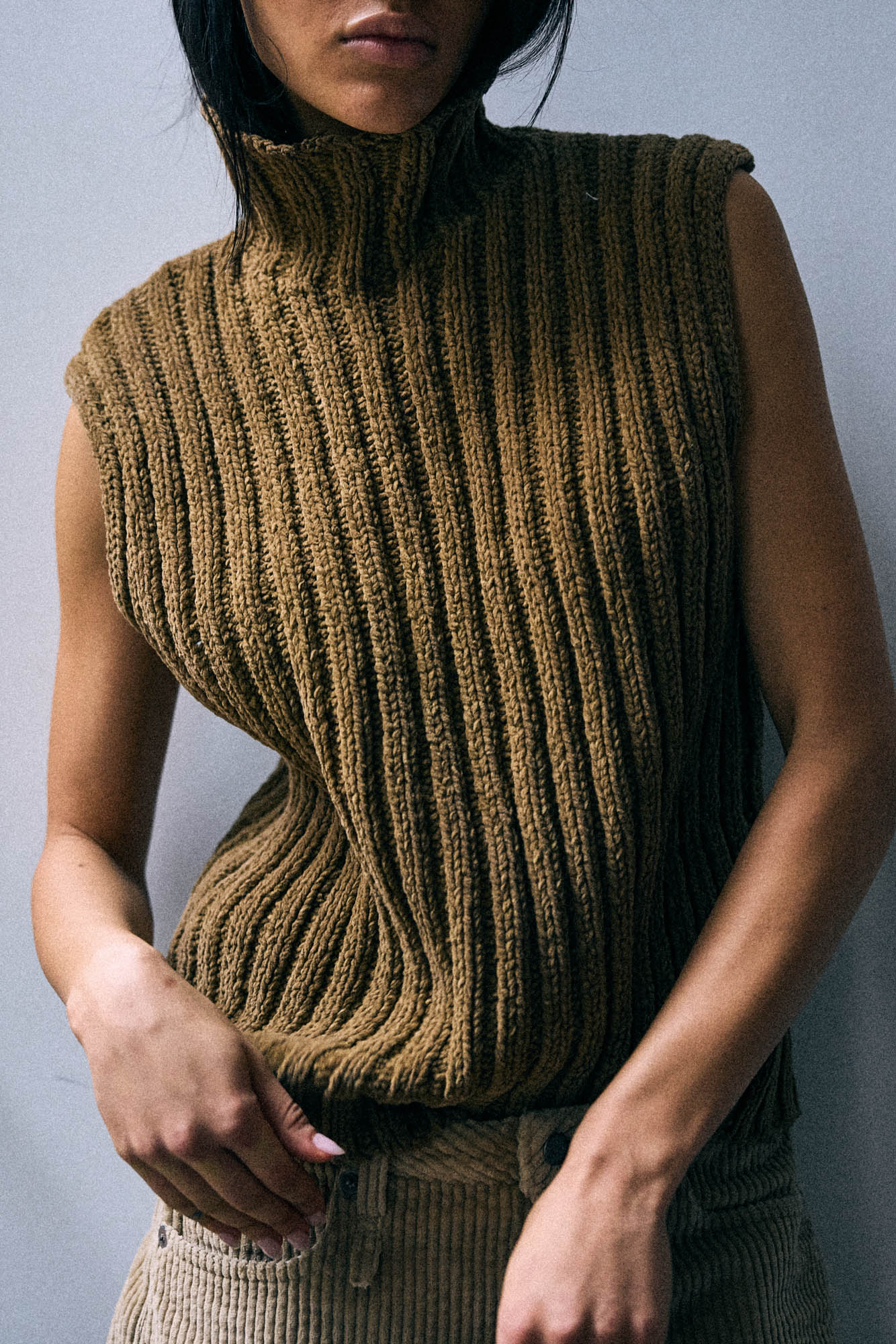 Ribbed Sleeveless Turtleneck - Dark Khaki - R13