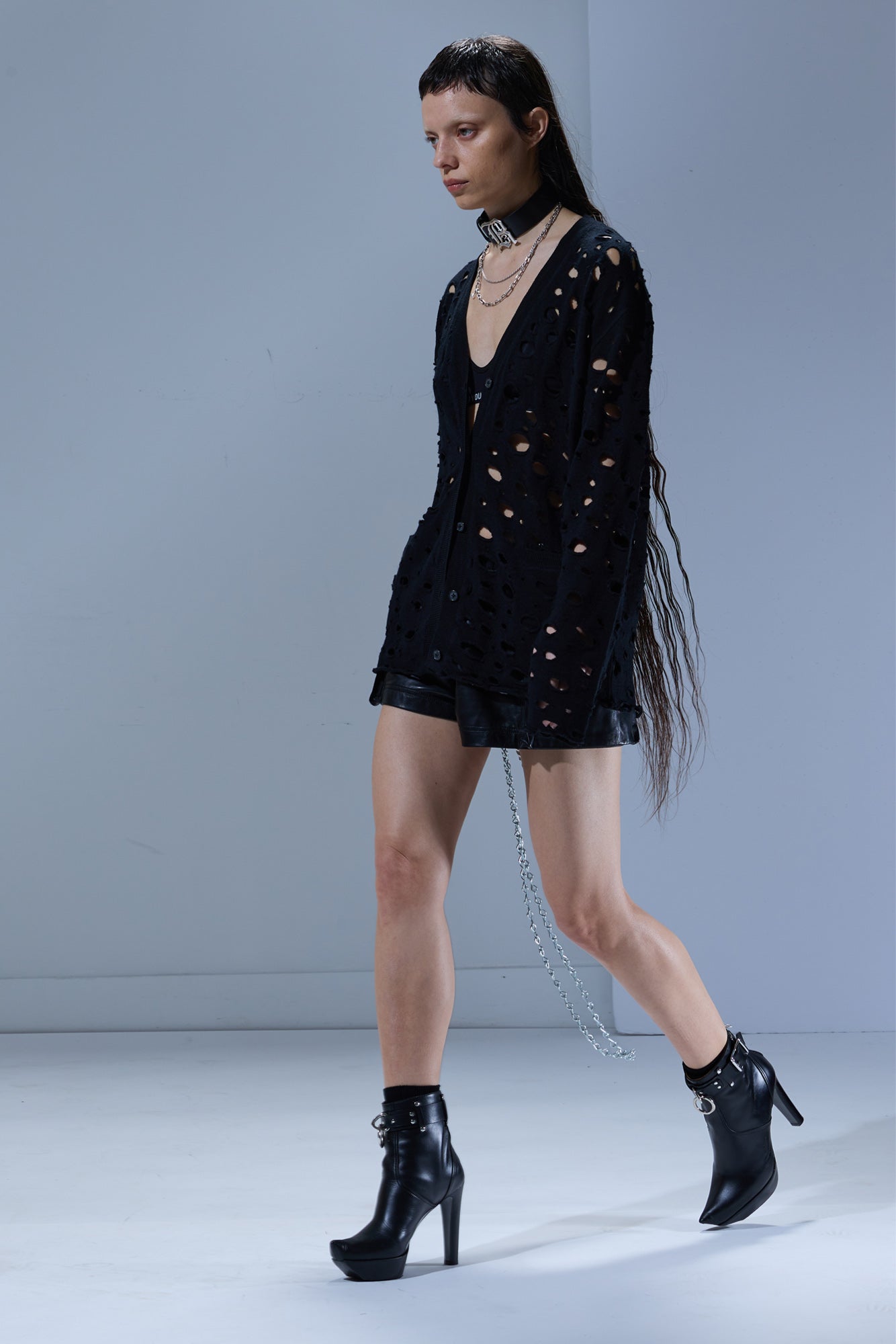 RIPPED BOYFRIEND CARDIGAN - BLACK - R13