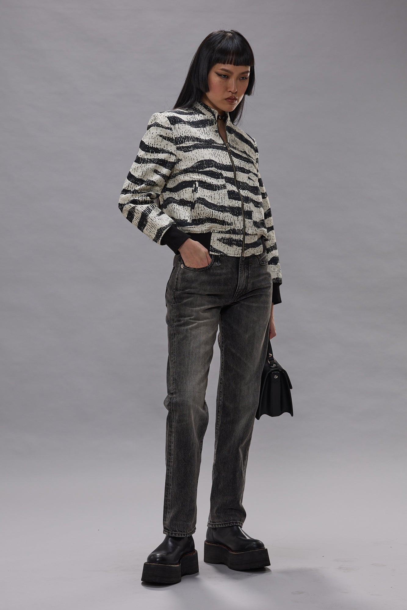 ROMEO JEAN - POLARIS BLACK - R13