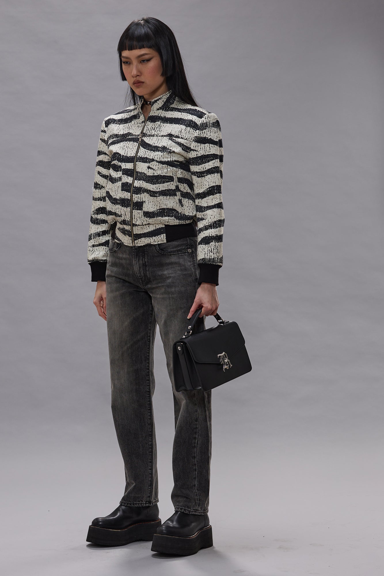 ROMEO JEAN - POLARIS BLACK - R13