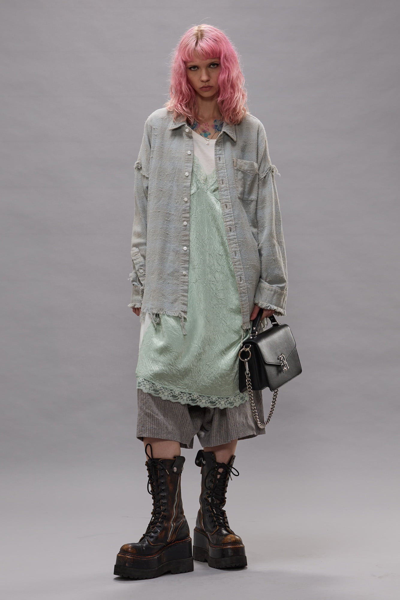 Shredded Seam Drop Neck Shirt - Faded Blue Plaid - R13