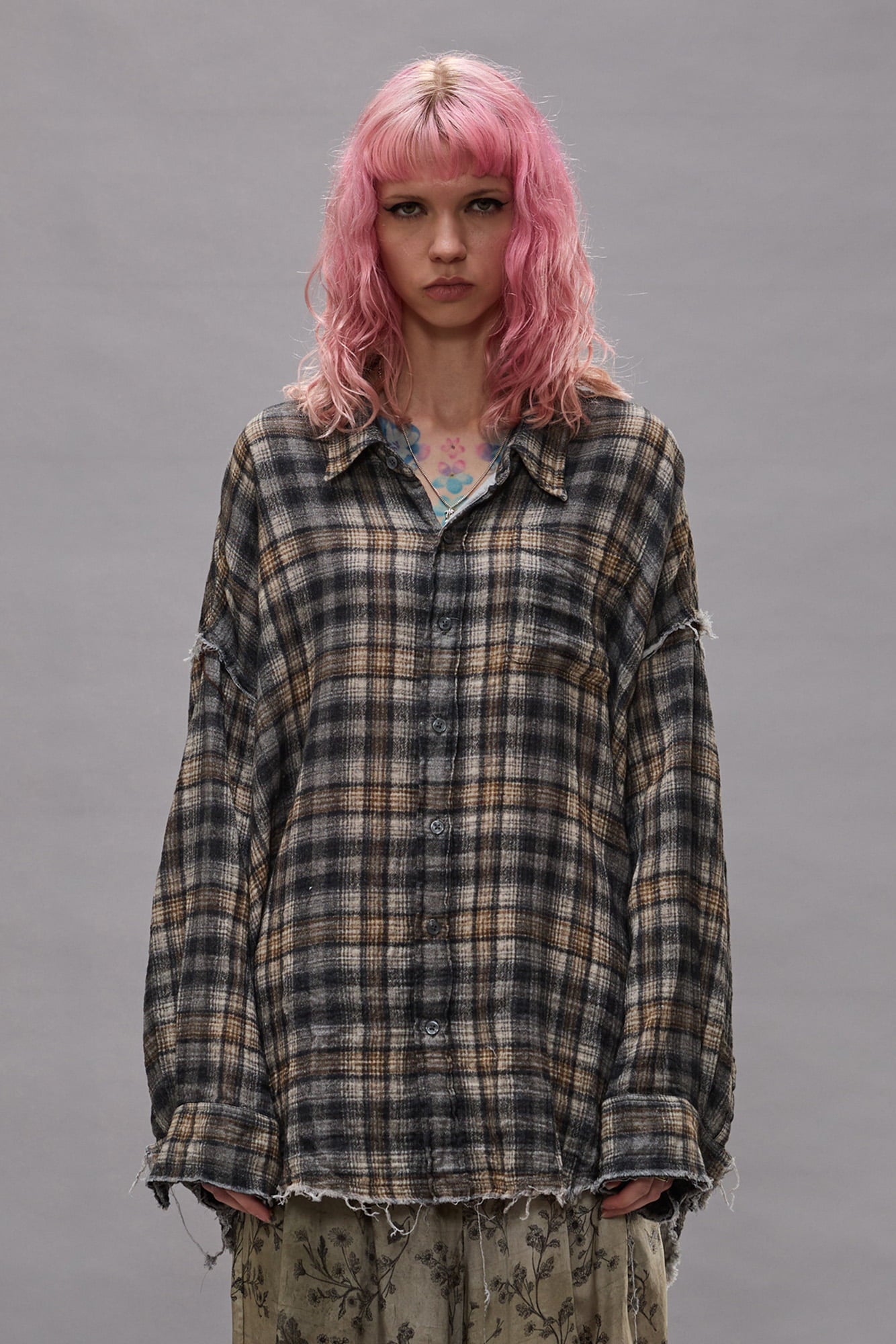 Shredded Seam Drop Neck Shirt - Grey Cream Plaid - R13