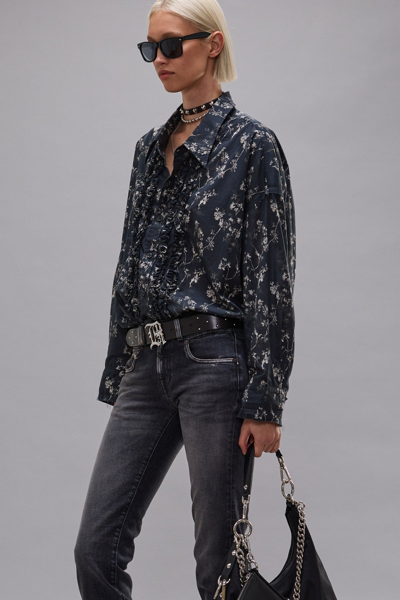 SHREDDED SEAM RUFFLE SHIRT - FLORAL ON BLACK - R13