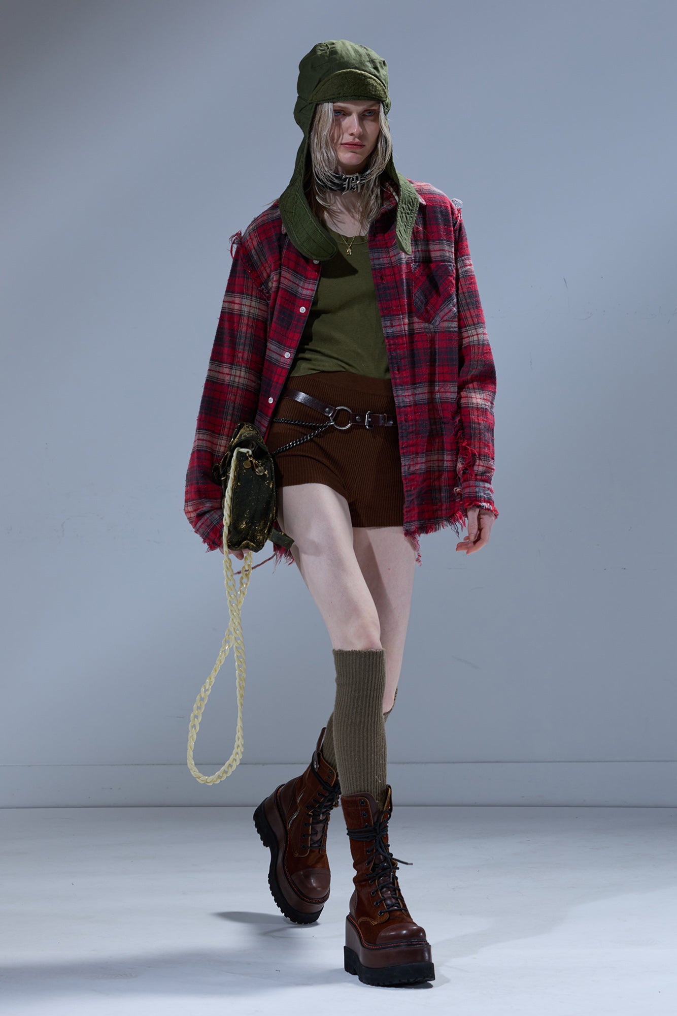 SHREDDED SEAM SHIRT - RED / BLACK PLAID - R13