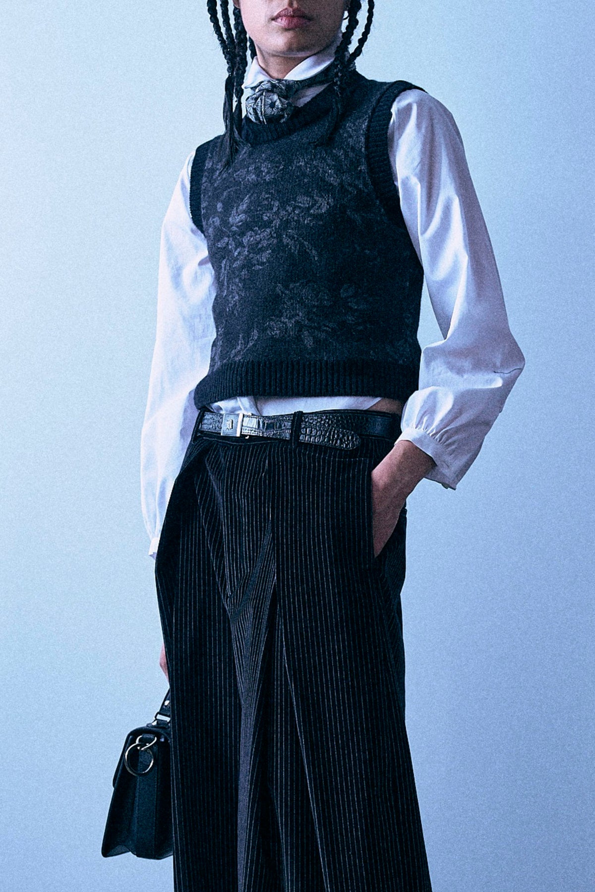 Shrunken Crewneck Sweater Vest - Black Grey Floral - R13