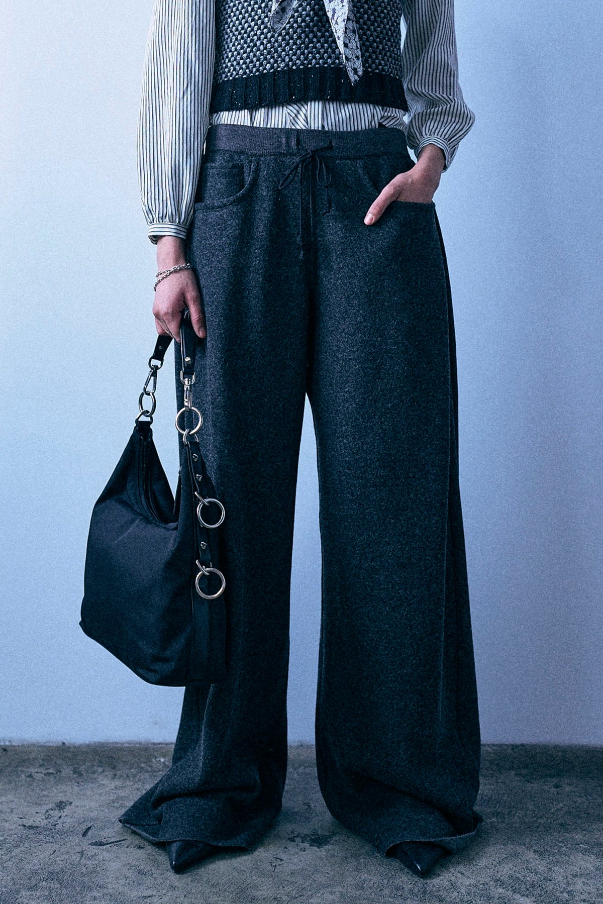Side Pleat Sweatpant - Charcoal Grey - R13