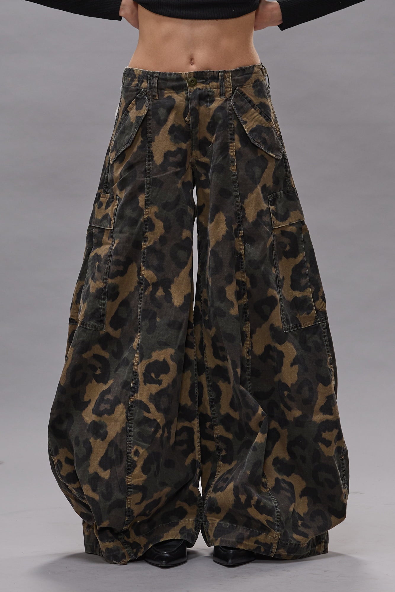 Siouxsie Field Cargo Jean - Multi Brown Leopard - R13