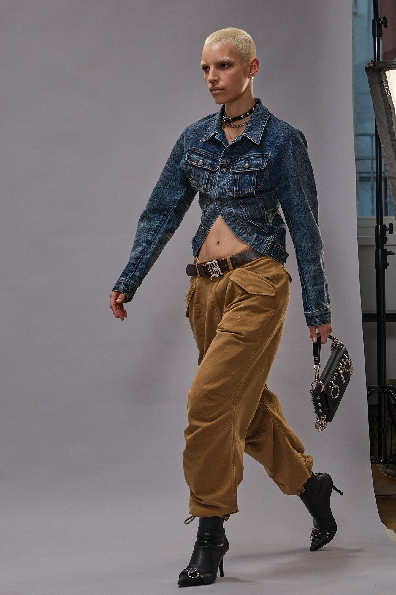 SKINNY WRAP AROUND TRUCKER JACKET - MELVIN BLUE STRETCH - R13