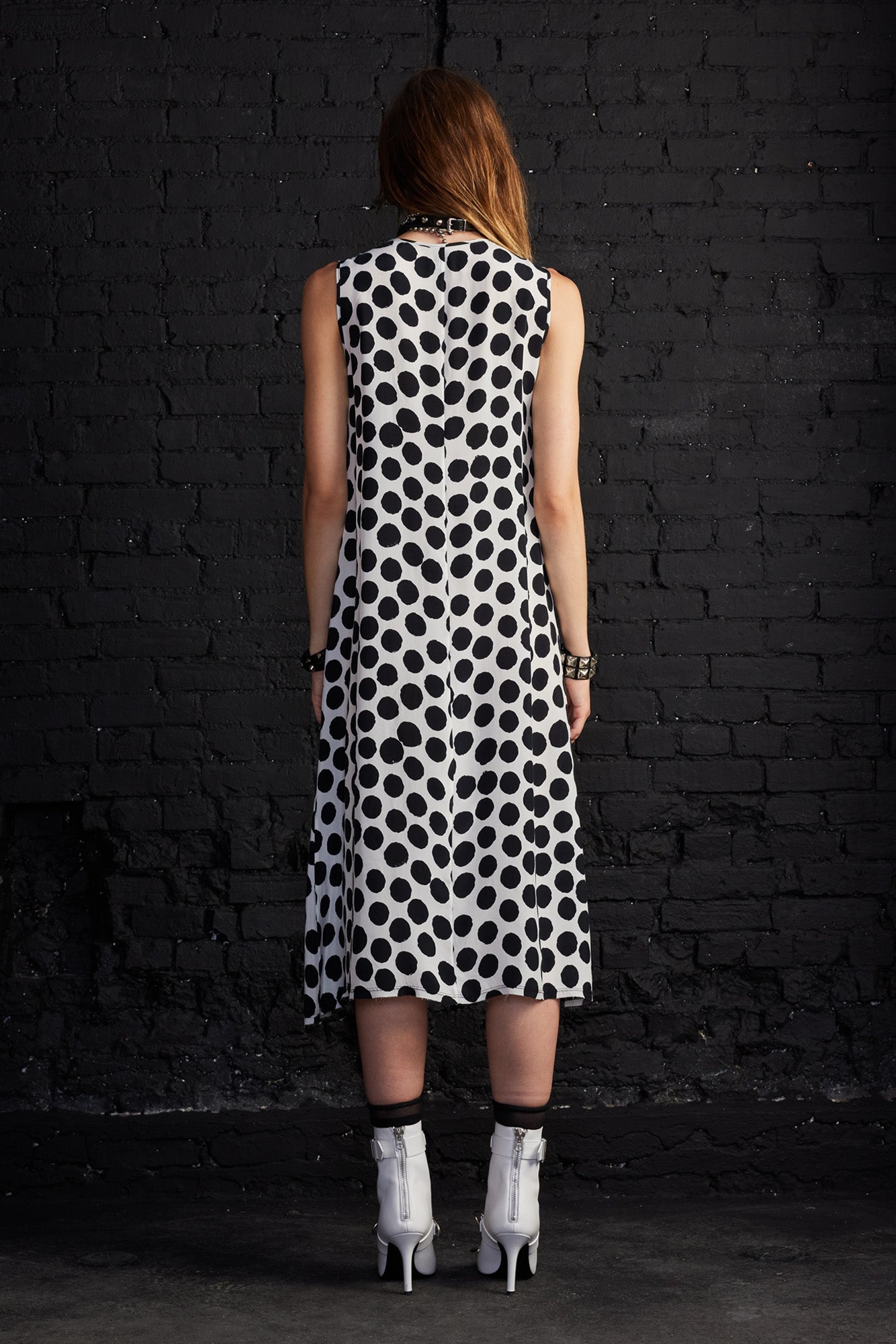 Sleeveless Midi - White With Polka Dot - R13