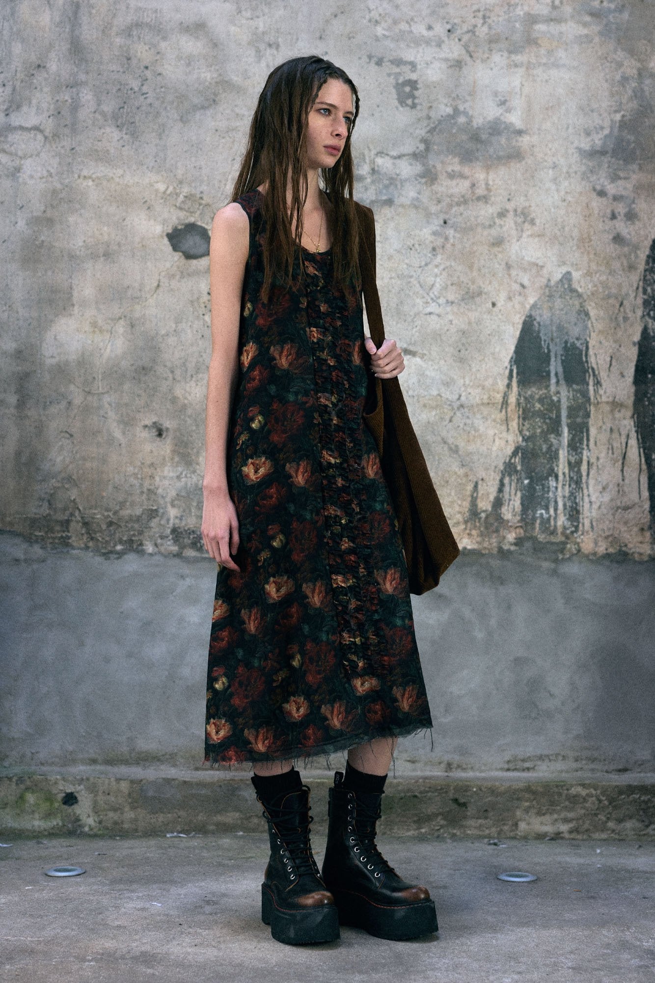 Sleeveless Midi With Ruffles - Red Black Large Floral