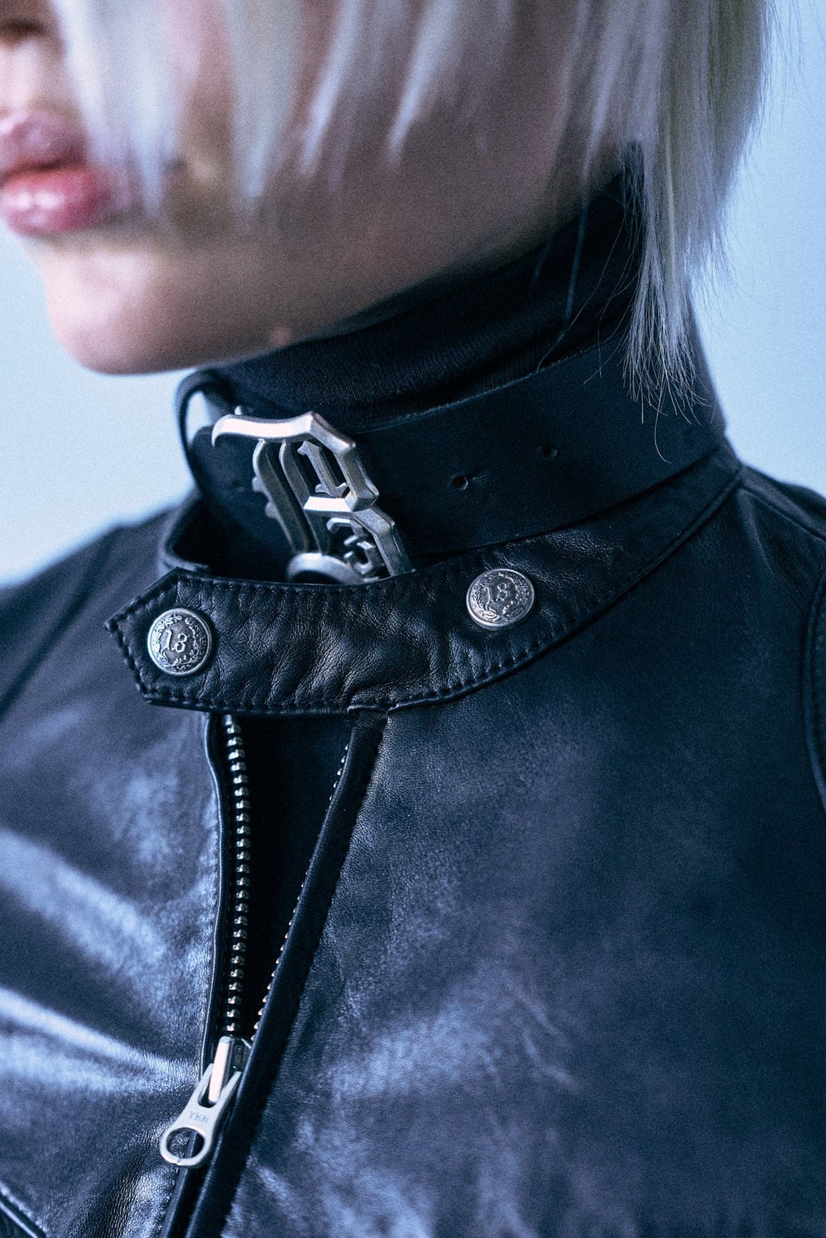 Slim Leather Cafe Racer - Black - R13