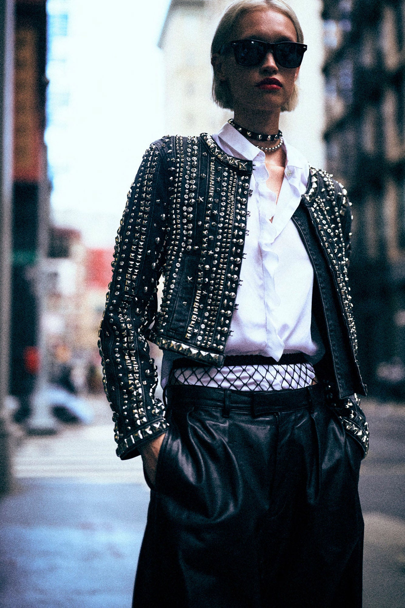 STUDDED HOOK FRONT DENIM JACKET - KENNET BLACK STRETCH