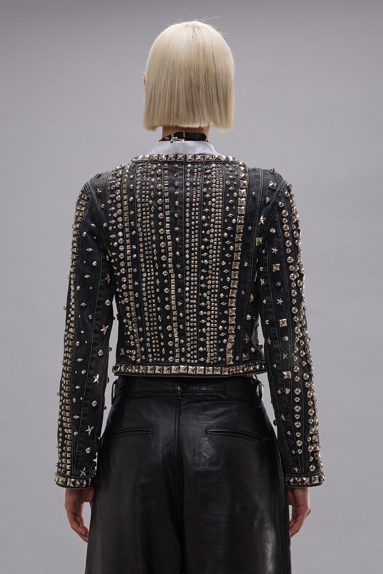 STUDDED HOOK FRONT DENIM JACKET - KENNET BLACK STRETCH - R13