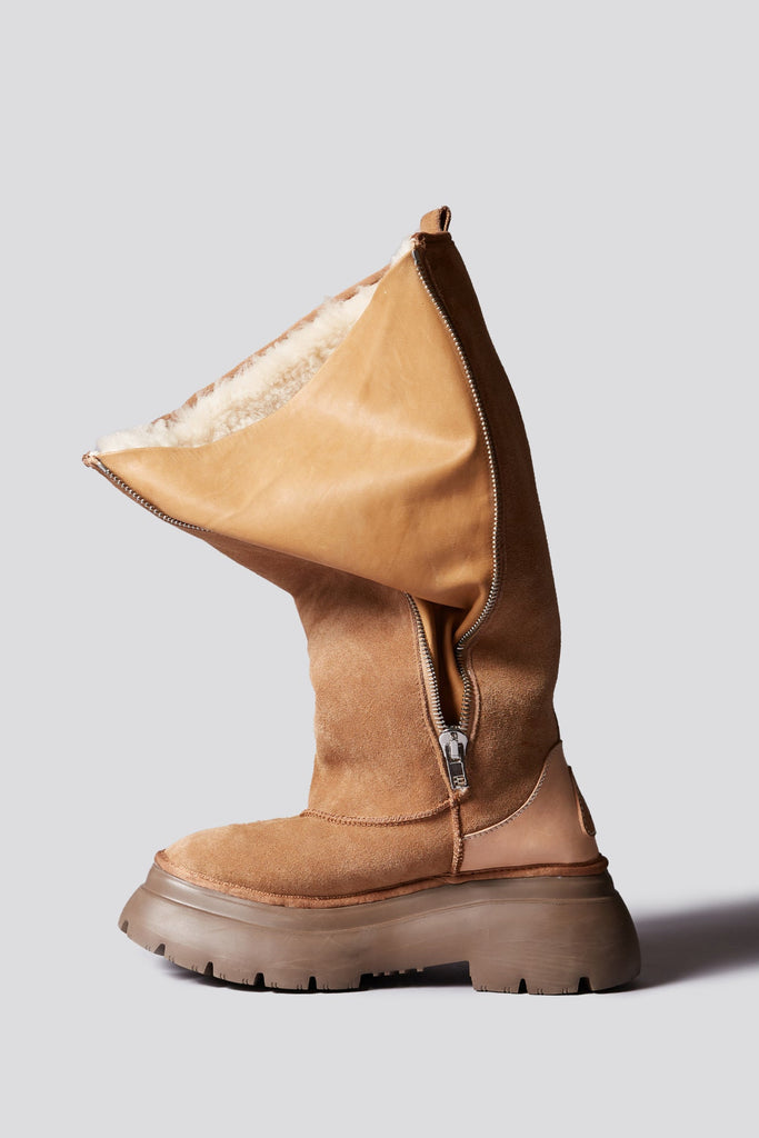 Tall Chunky Shearling Boot - Light Brown