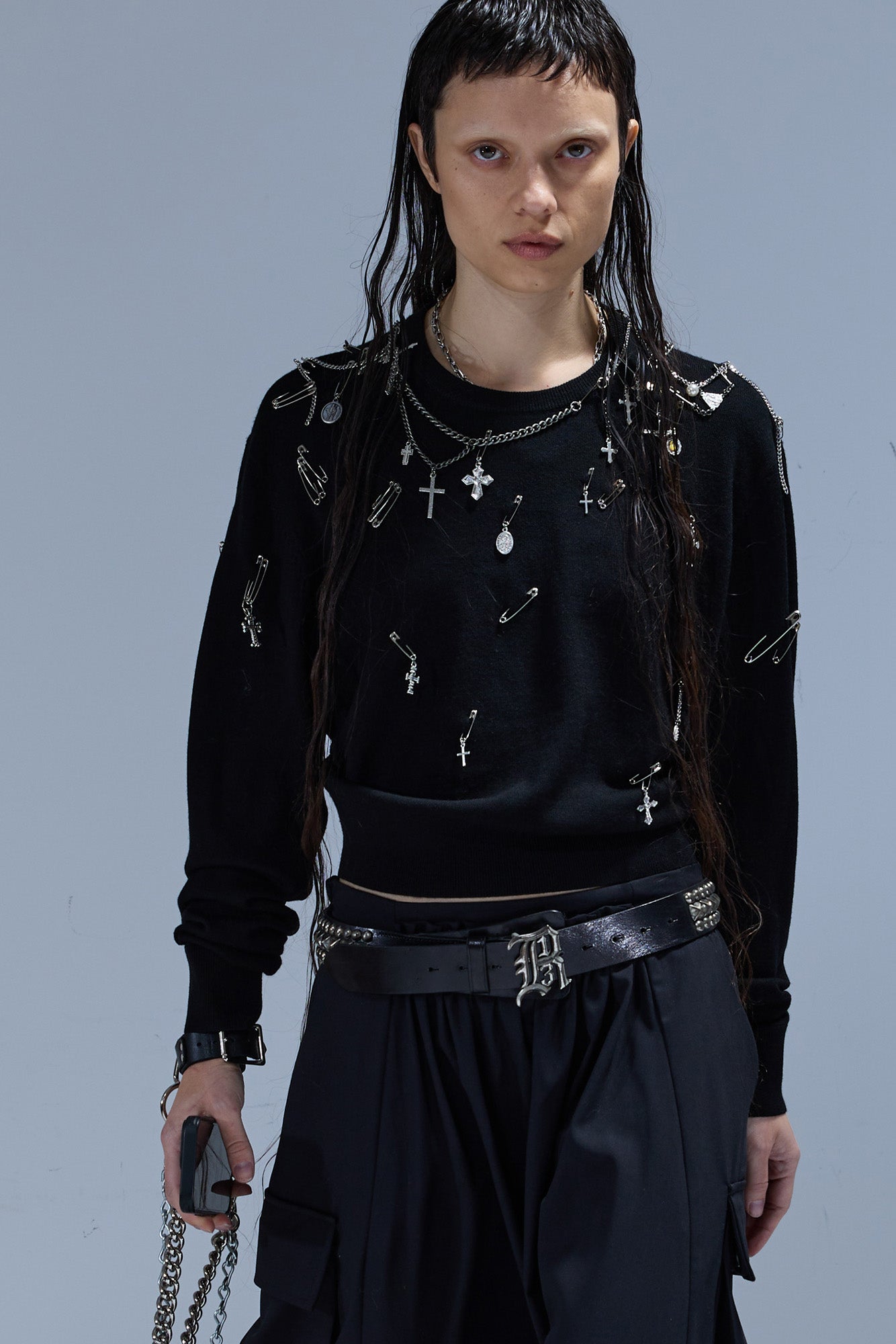 TIGHT WAIST CREWNECK SWEATER - BLACK - R13