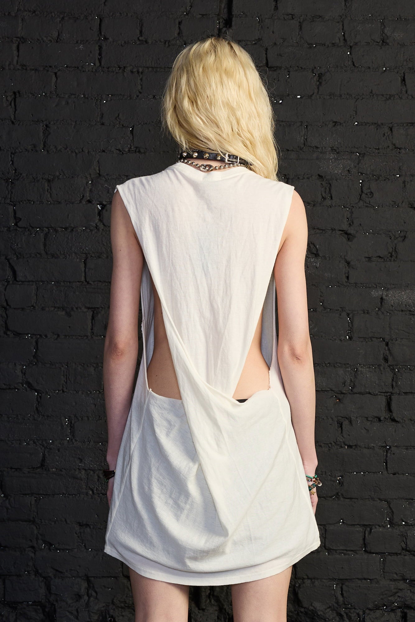 Twisted Back Sleeveless T - Off White - R13