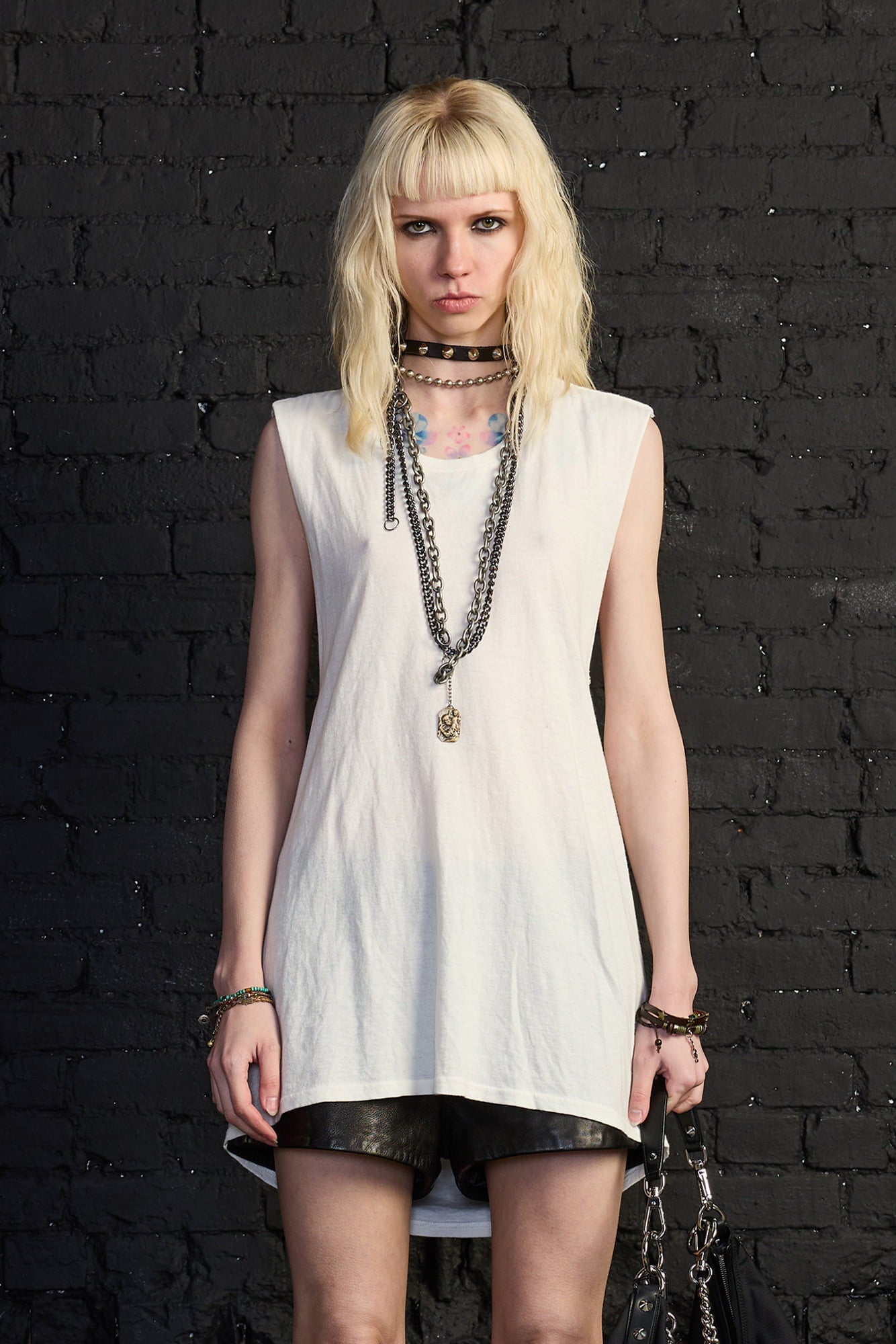 Women's T-Shirts & Tank Tops | Premium Essential Tees & Tanks - R13