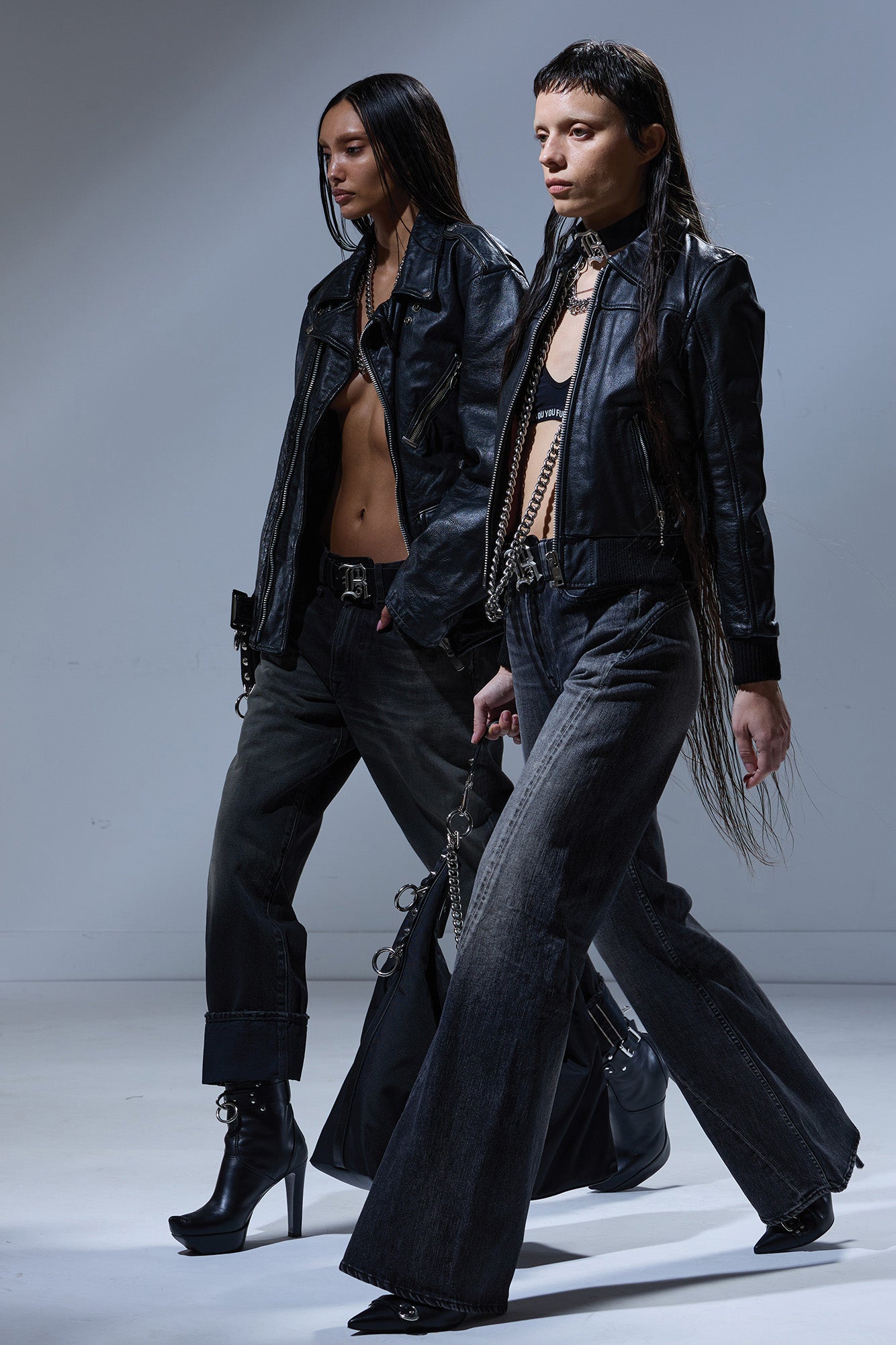 TWISTED SEAM FLARE JEAN - KENNET BLACK STRETCH