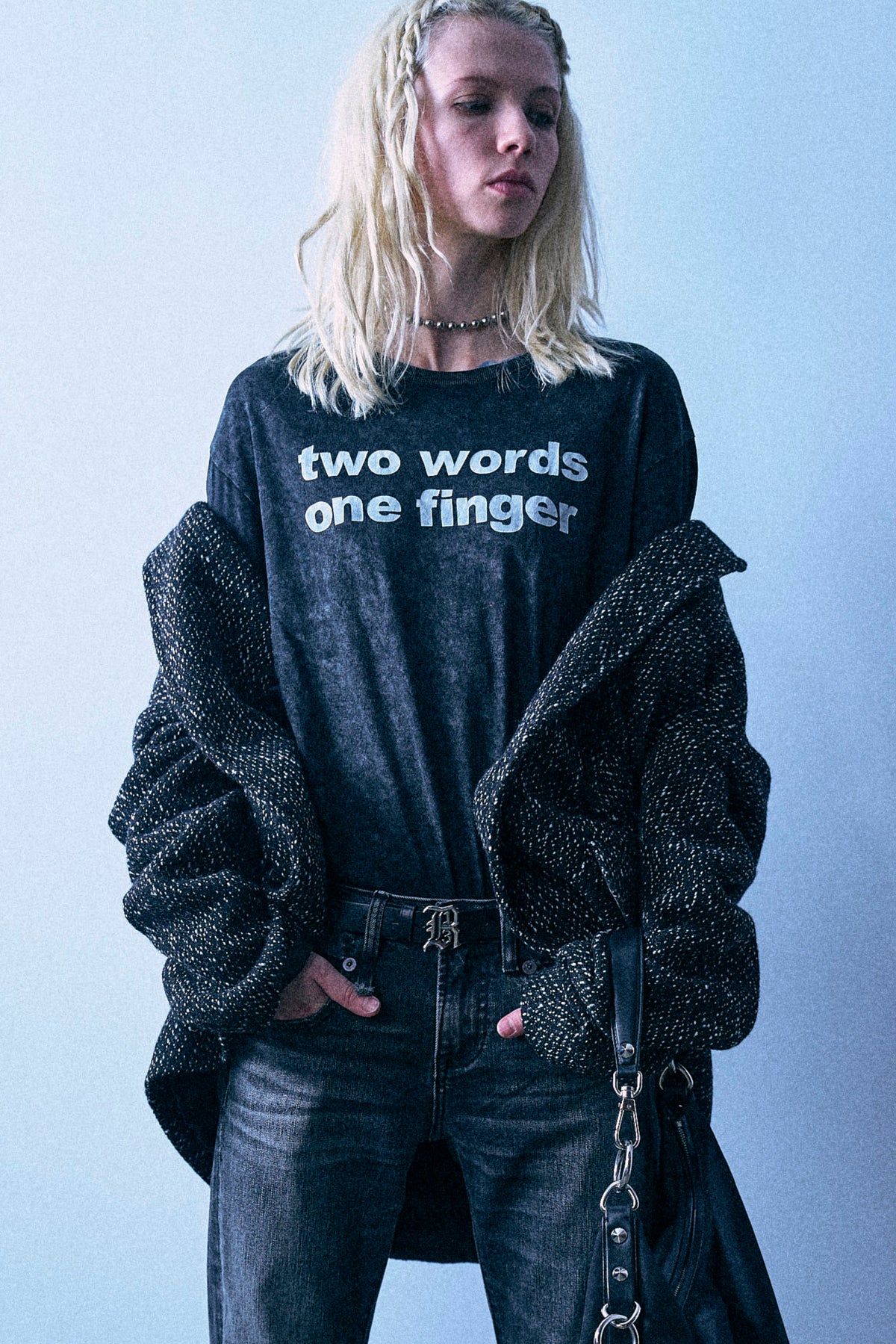 Two Words One Finger Boy T - Black - R13
