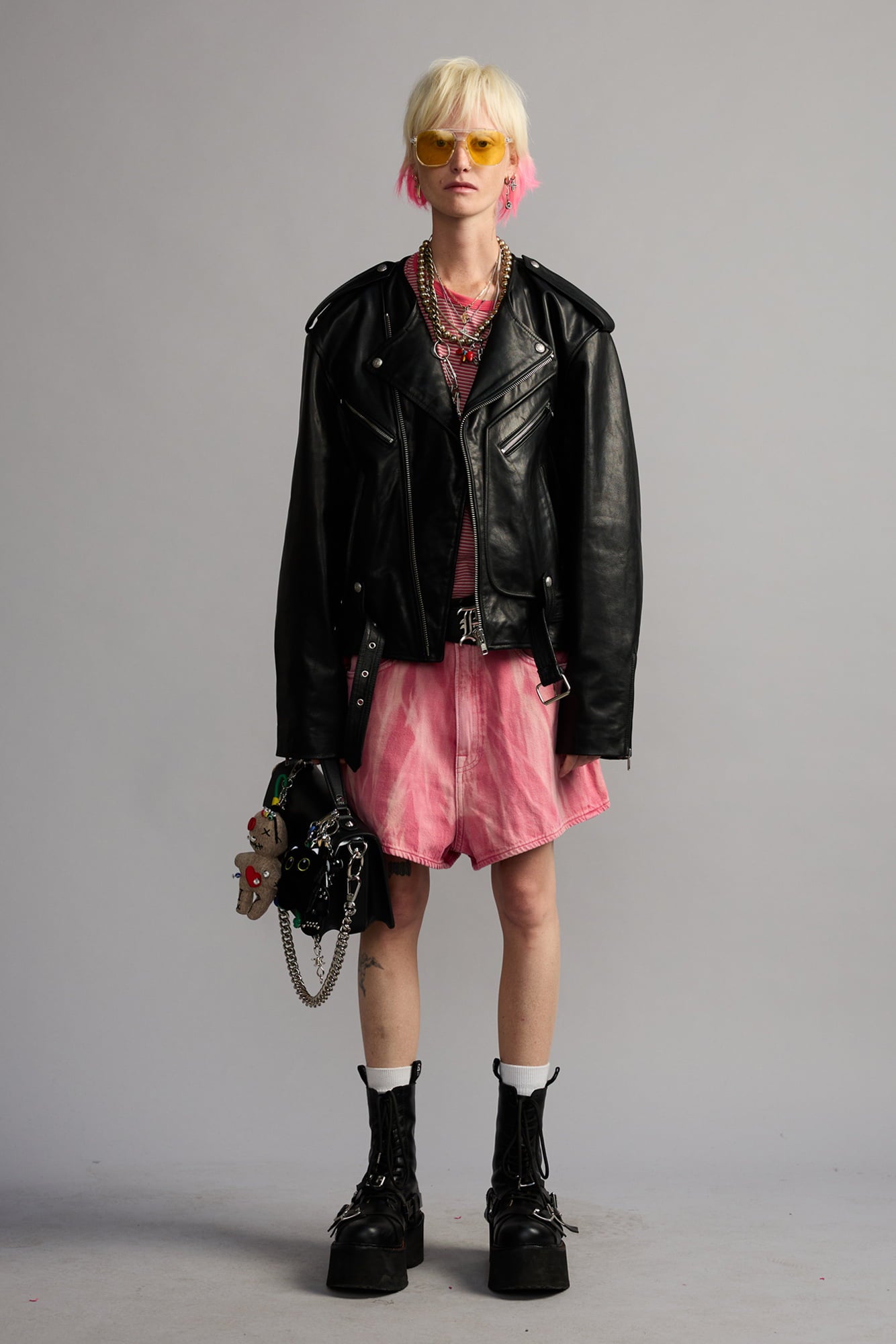 VENTI SHORT - EXPLODED PINK - R13