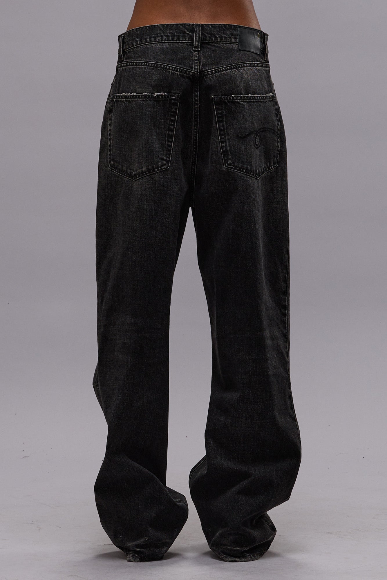WAYNE ARTICULATED KNEE JEAN - ALTON BLACK - R13