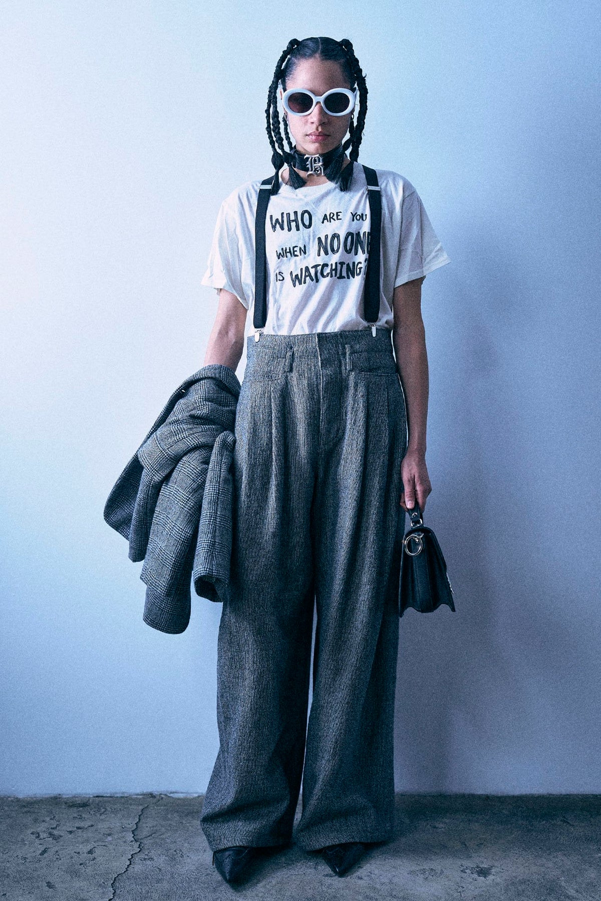 Who Are You Boy T - Off White - R13