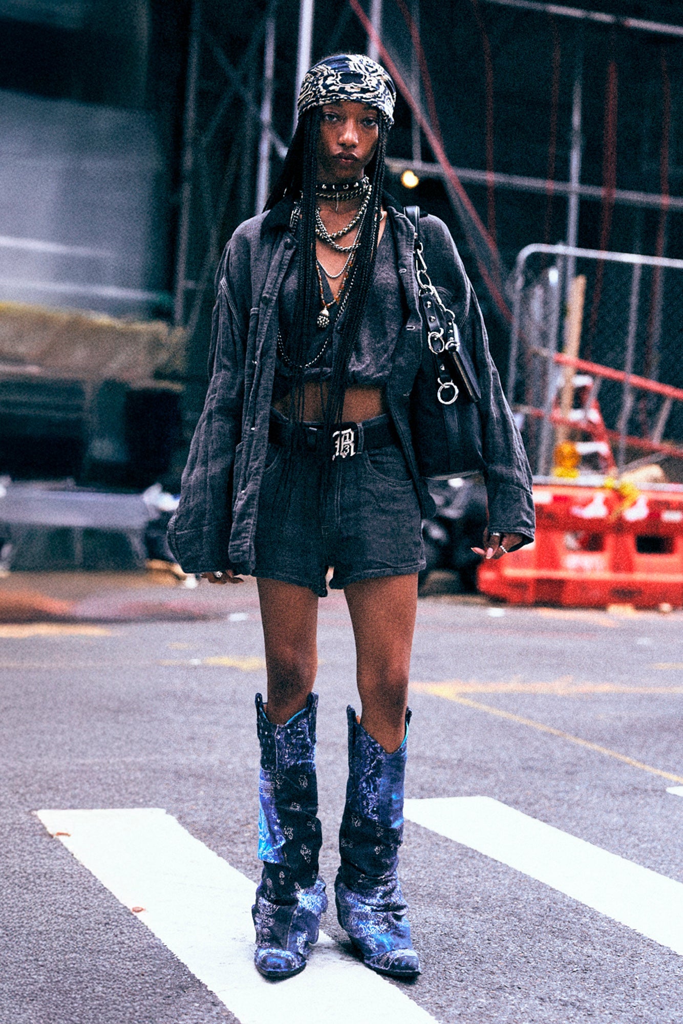 X-BOYFRIEND SHORT - CHARCOAL GREY LINEN