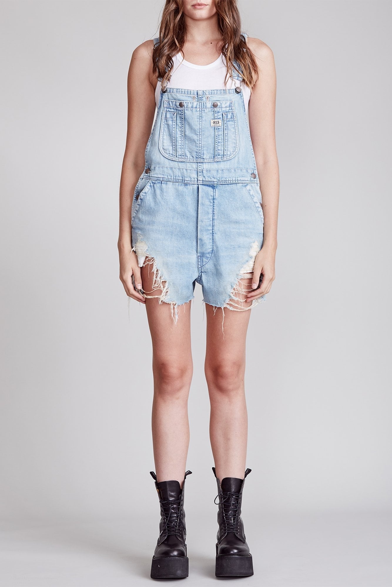 OVERALL SHORT - PALE BLUE