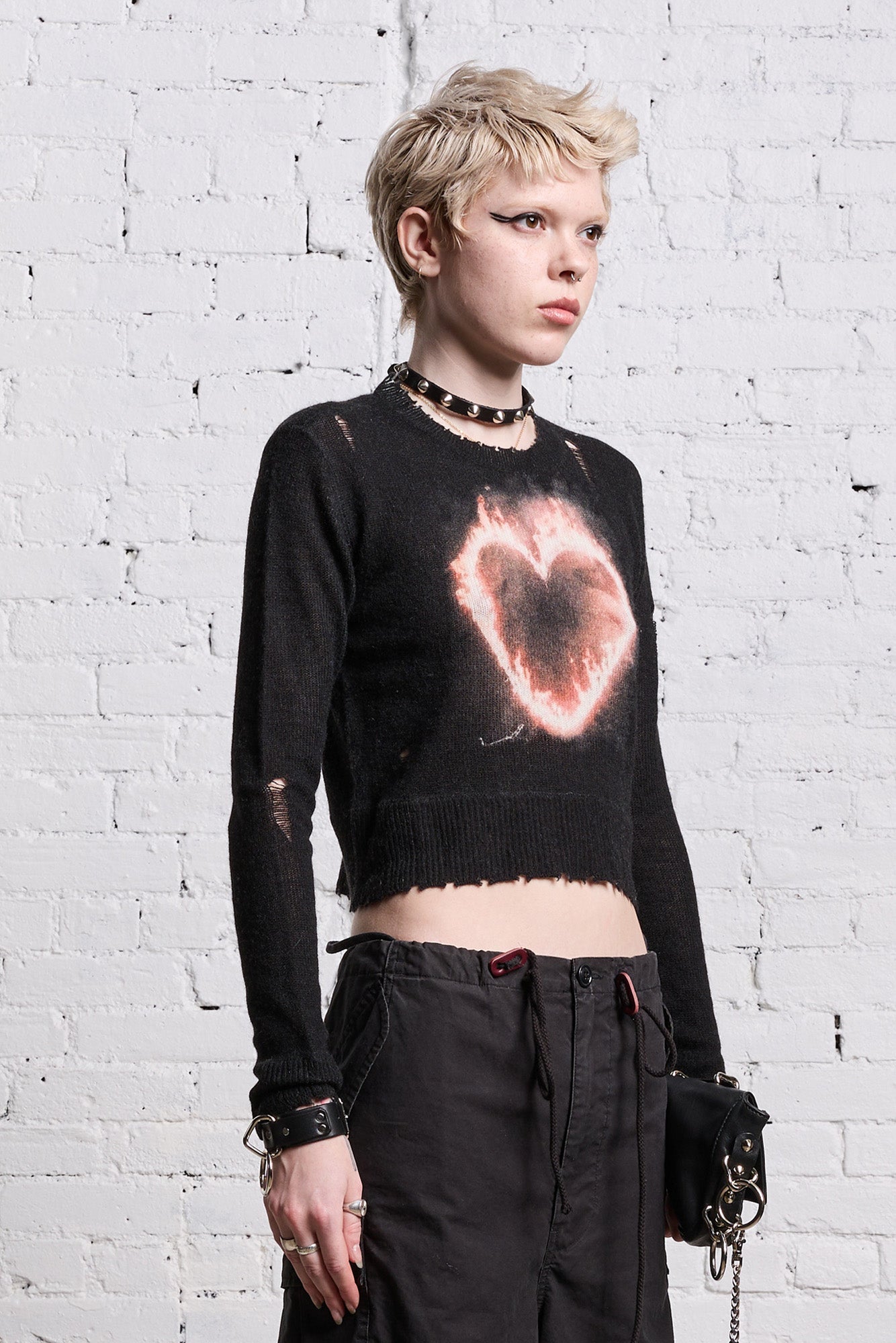 BURNING HEART BABY CREWNECK - BLACK - R13