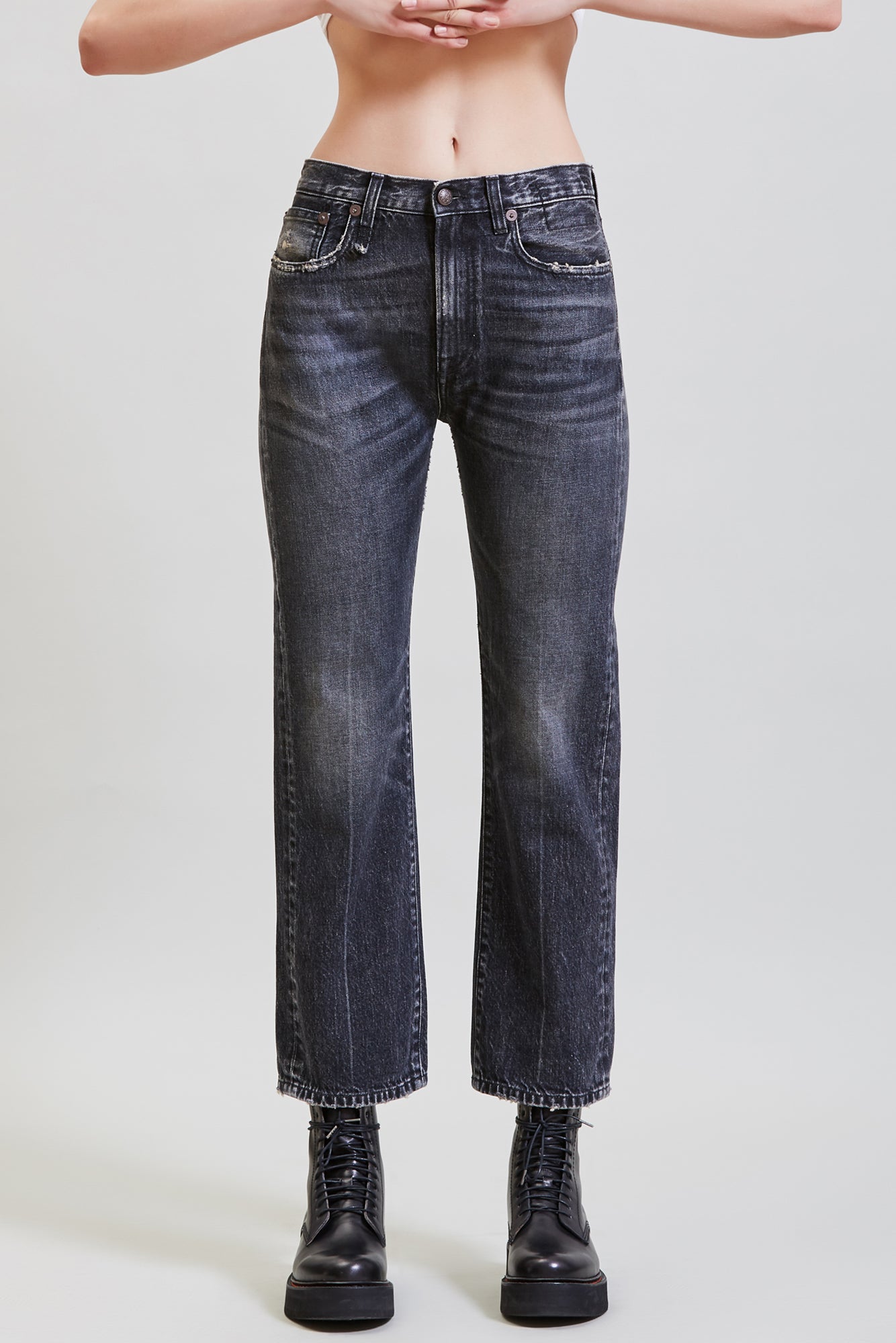 Courtney Slim - Everit Black - R13