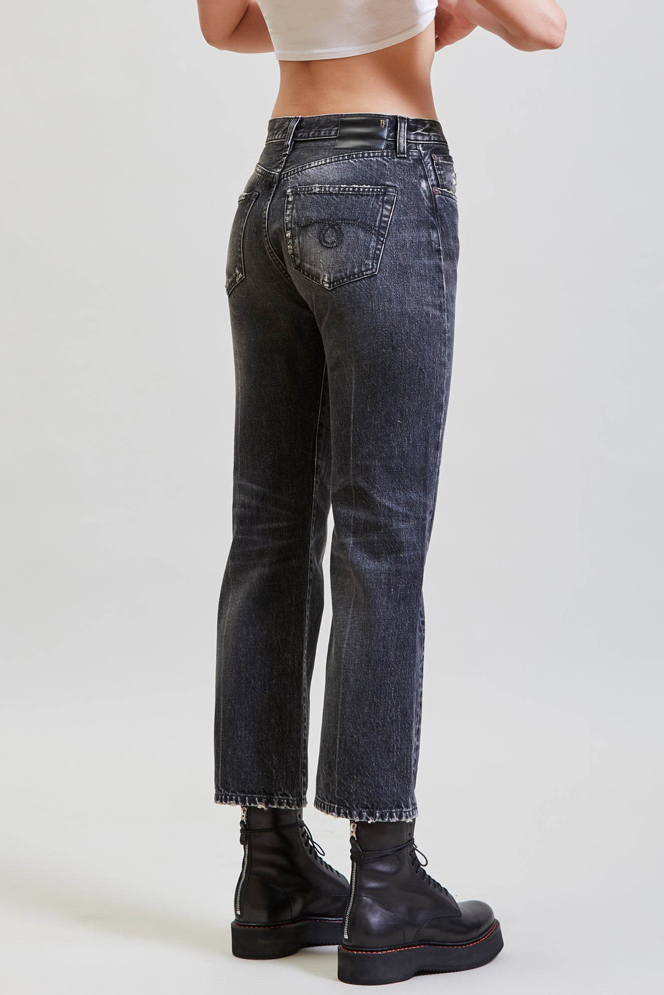 Courtney Slim - Everit Black - R13