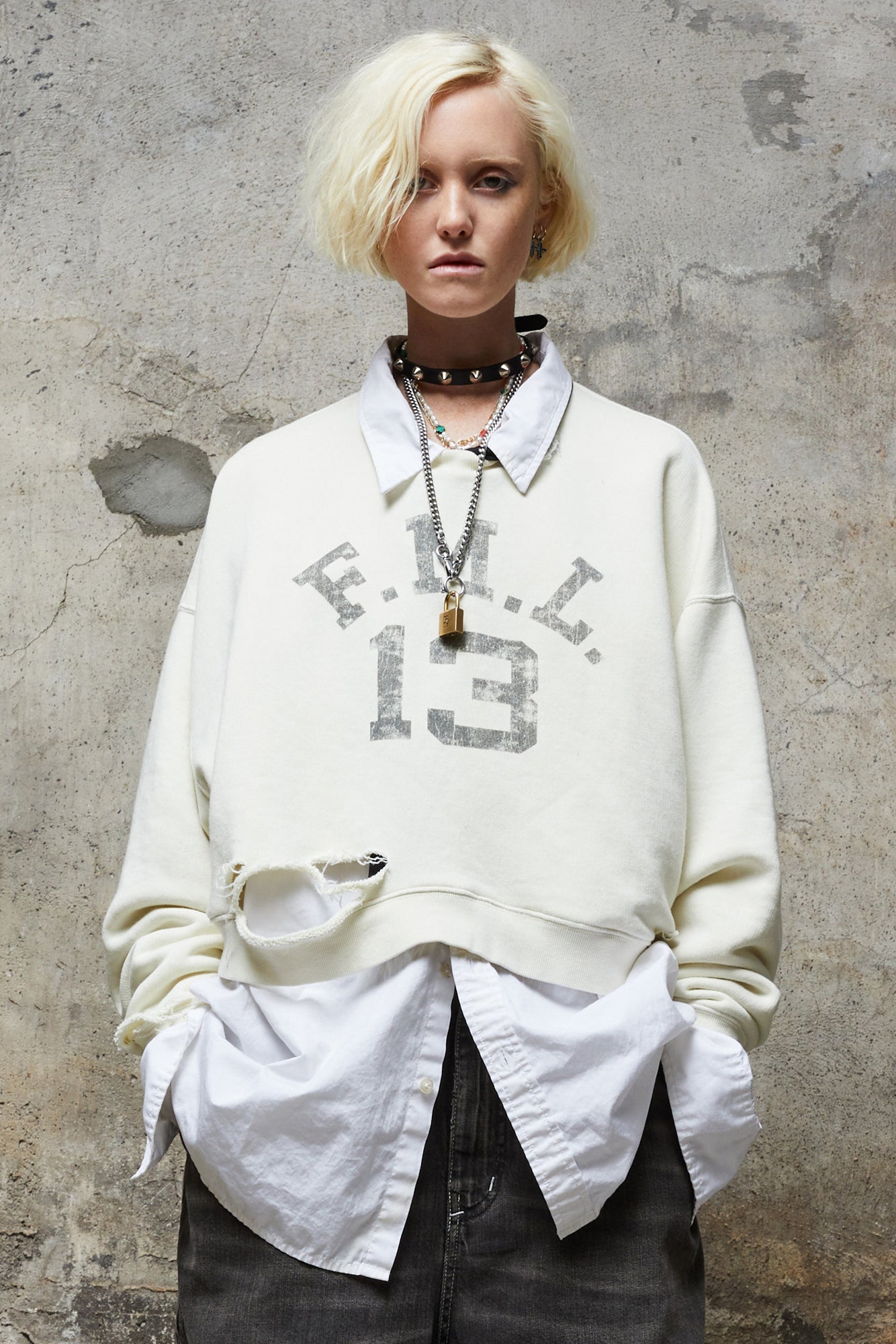 Cropped Fml 13 Crewneck - Ecru - R13