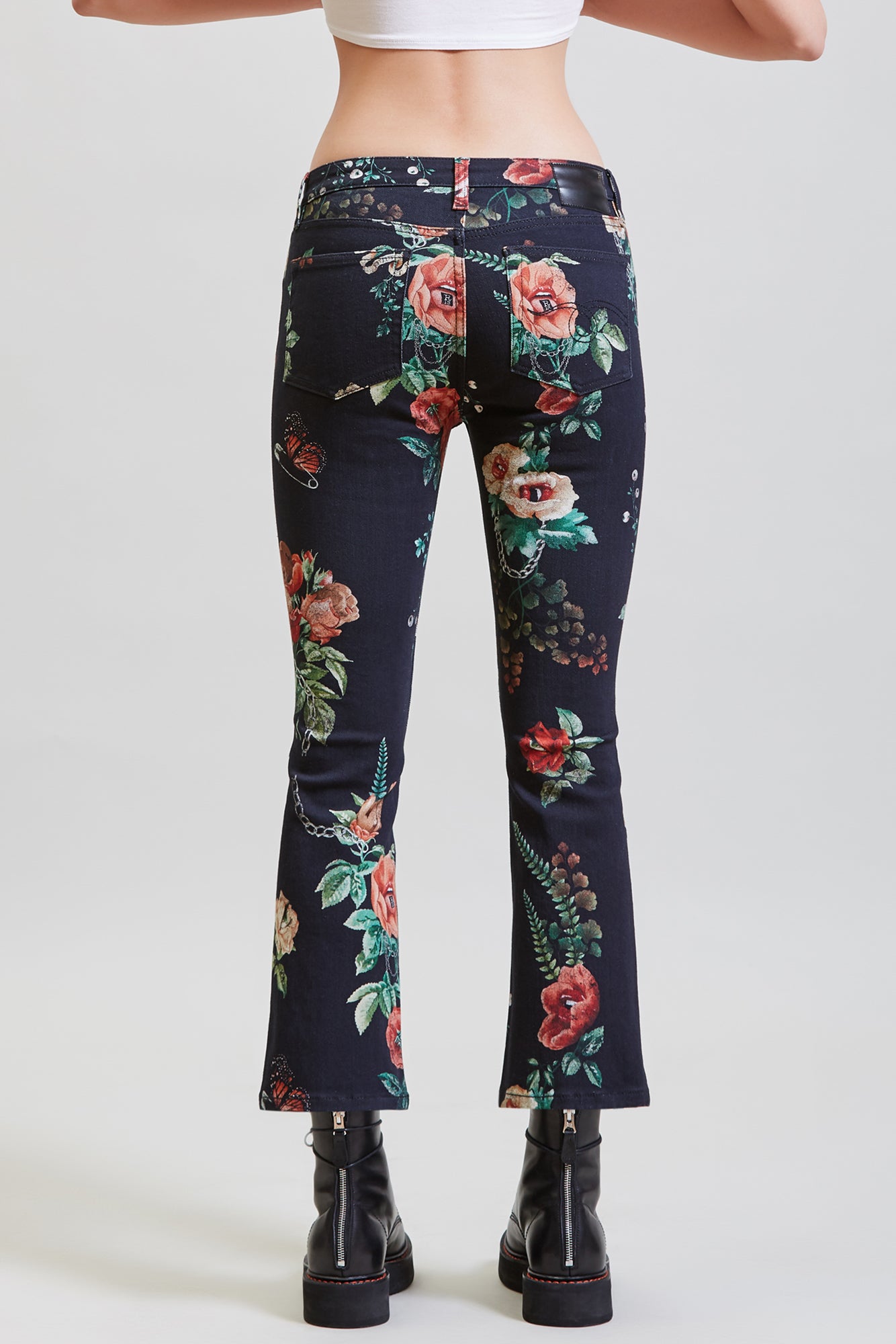 Kick Fit - Useless Treasures Black Floral - R13