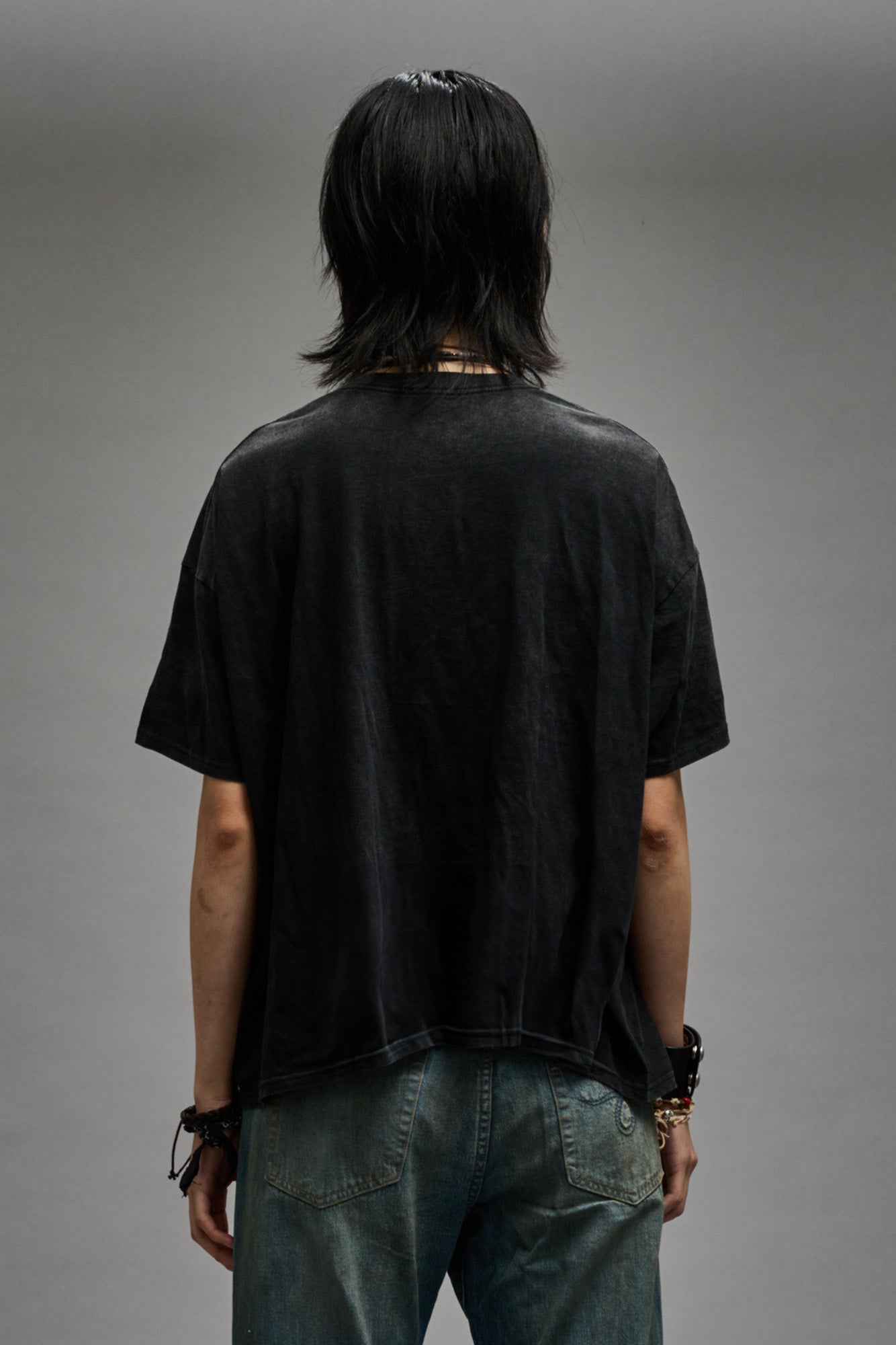 V-NECK RELAXED T - BLACK - R13