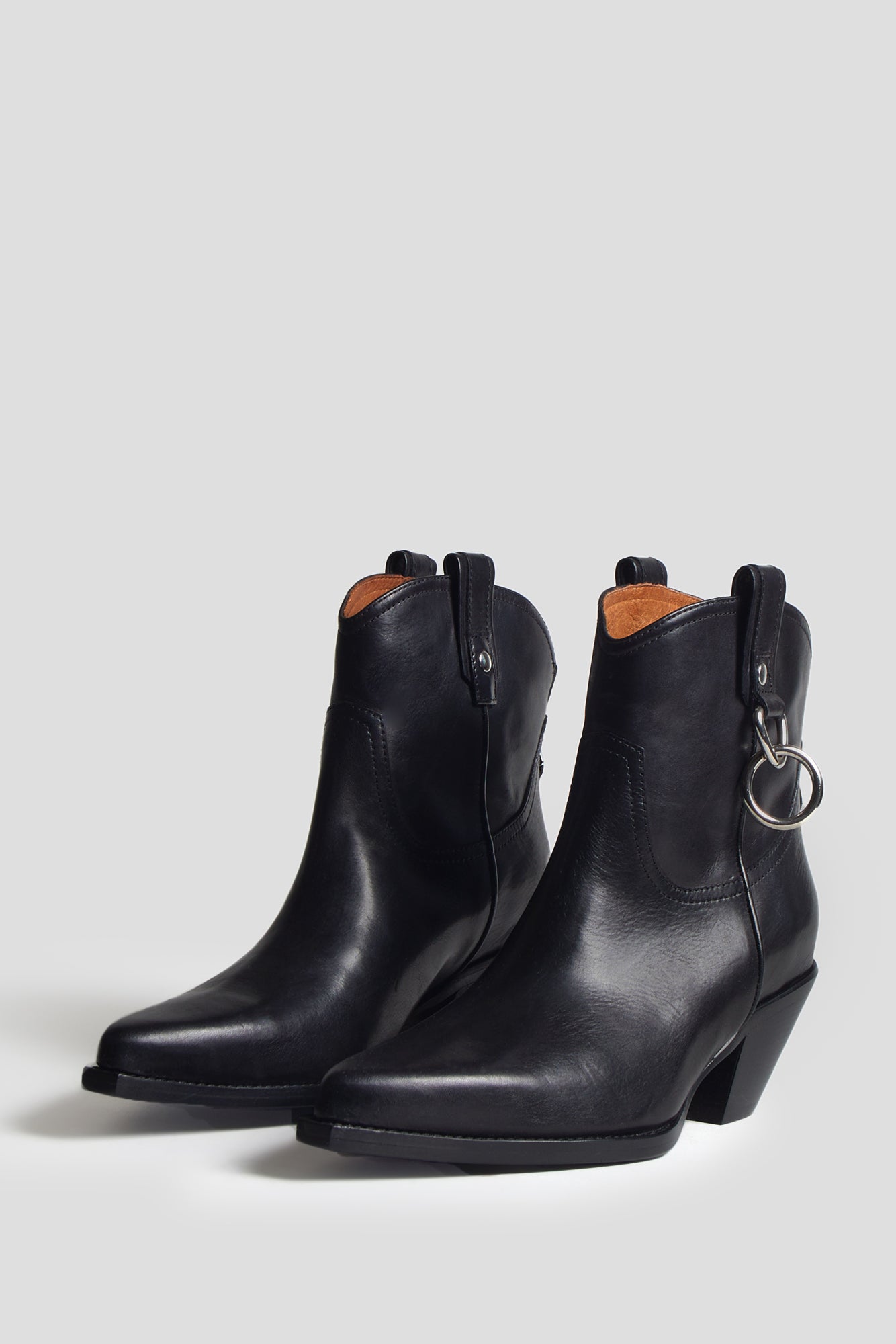 RINGED ANKLE COWBOY BOOT - BLACK