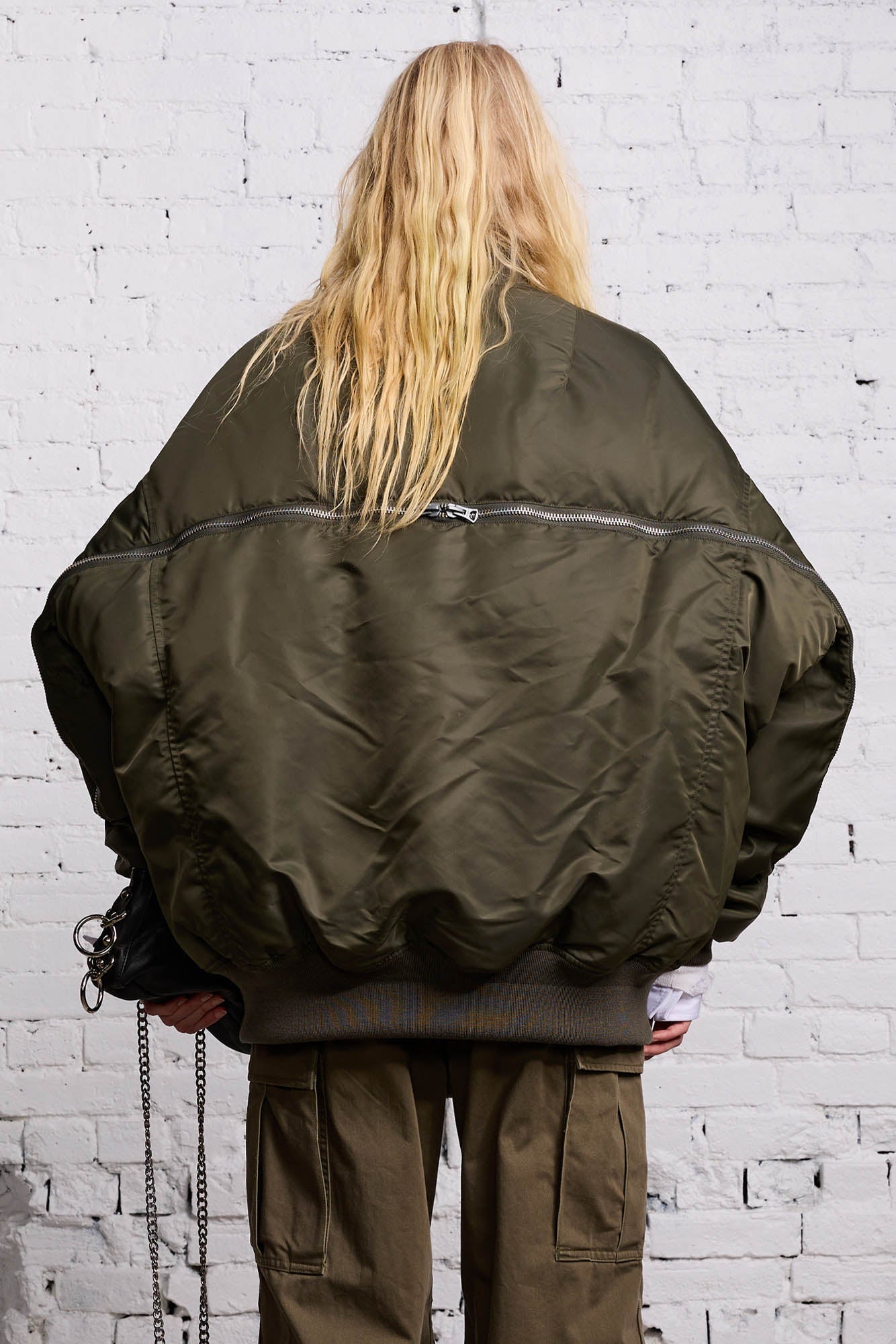 ZIP OUT DOWN BOMBER - OLIVE
